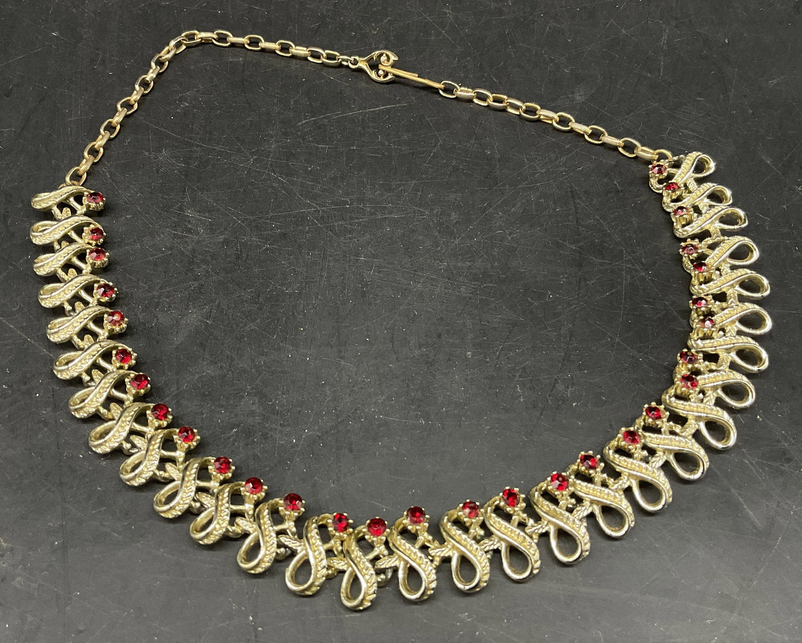 VTG Gold-Toned S-Curve&Rhinestone Choker Necklace (1 of 6)