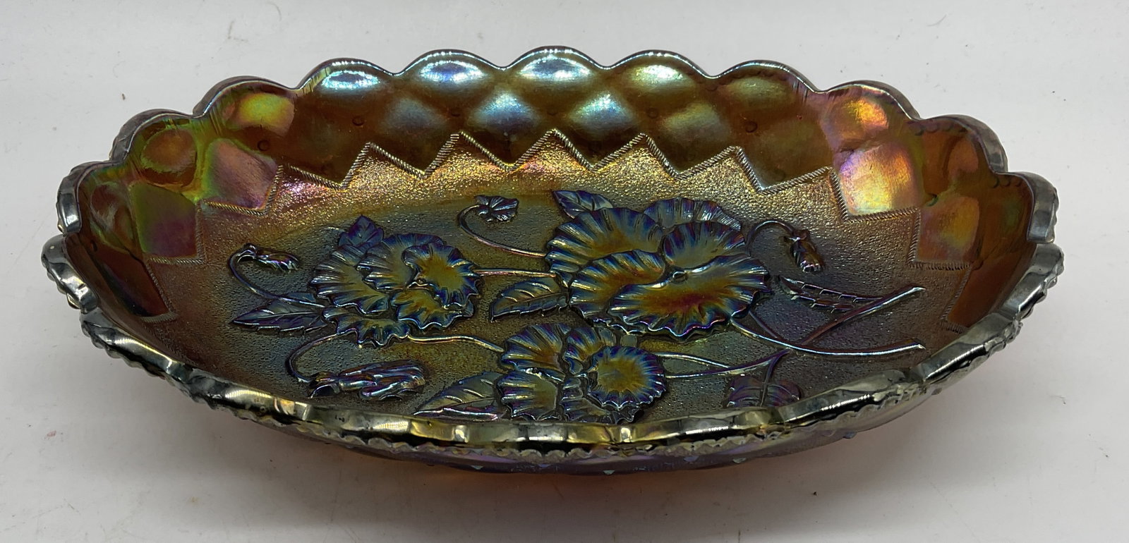 VTG Amethyst Floral Carnival Glass Bowl (1 of 10)