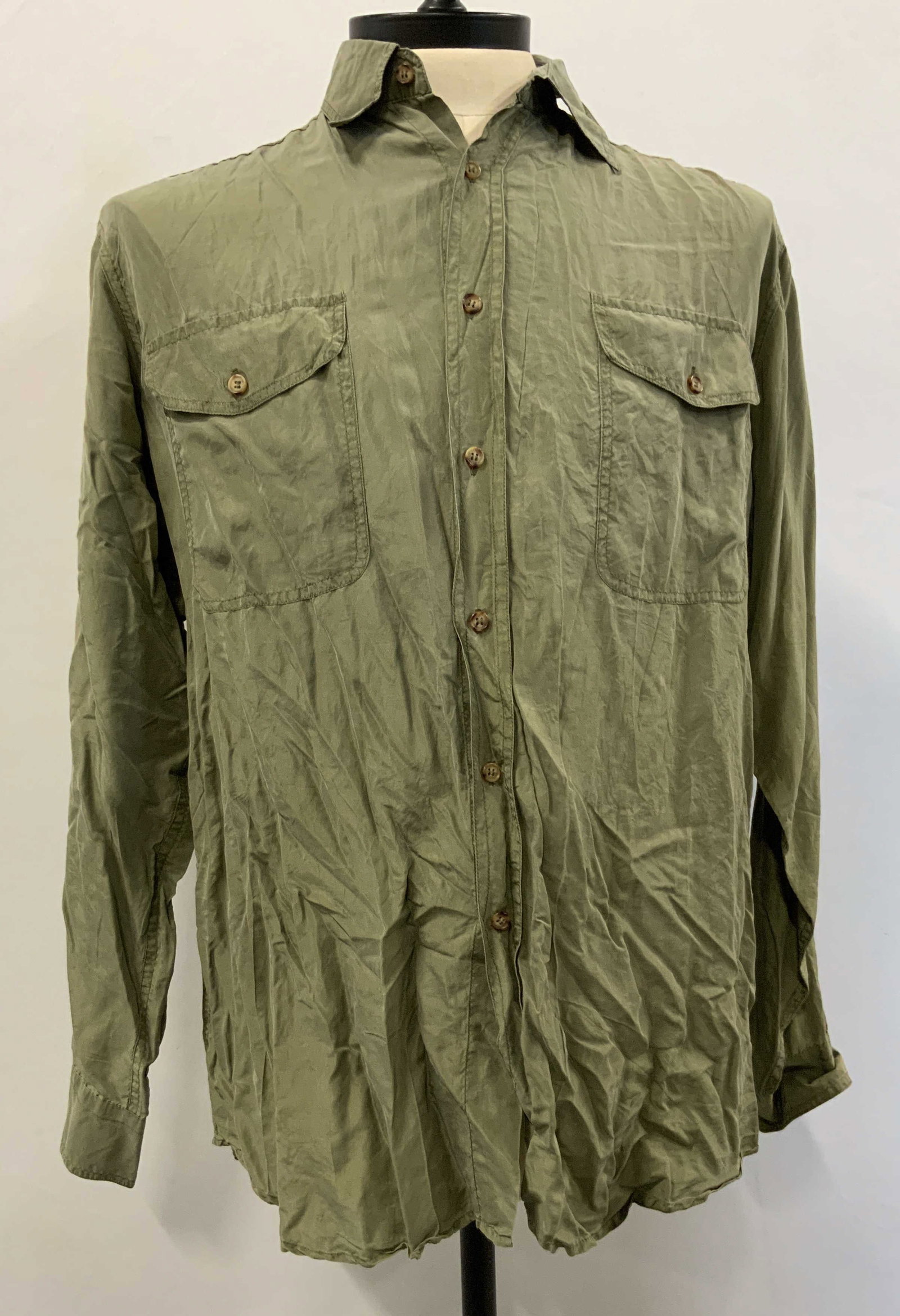Johnny Sambo 100% silk button down shirt. (1 of 6)