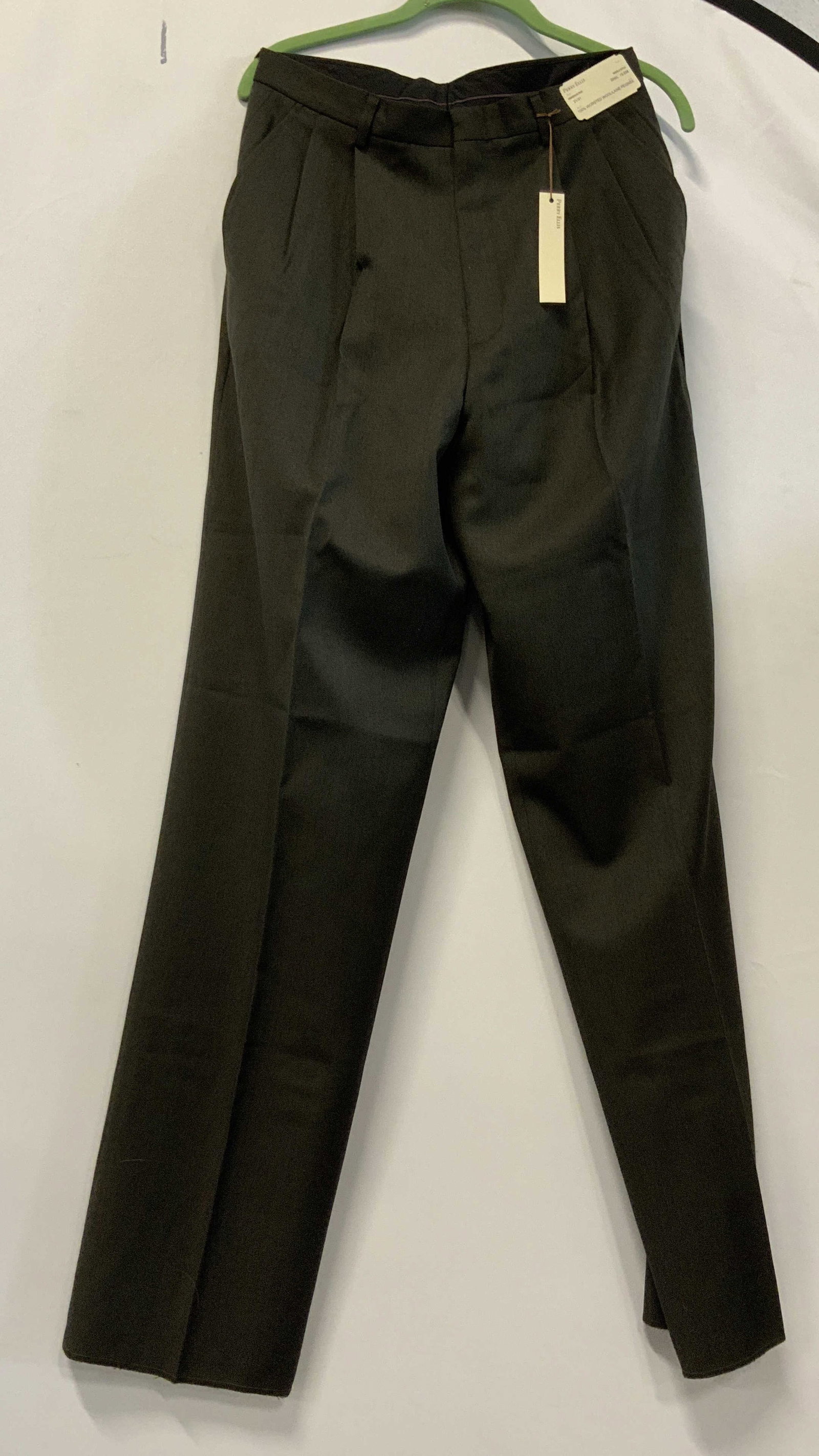 Prerry Ellis NWT boys darks grey suit pants: Perry Ellis New With Tags boys dark grey suit pants. Size 21/31 is about a size youth 7 in US sizing. Fabric is 100% wool. Bottom hem starting to frey. Fashion, boys suit, Perry Ellis H11
