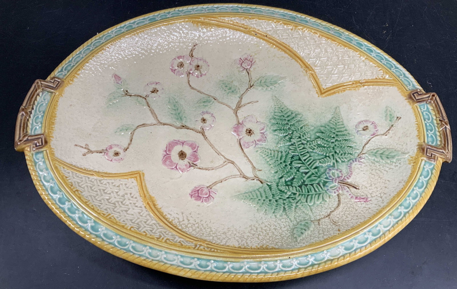 Antq English Majolica Fern and Bow Platter (1 of 13)