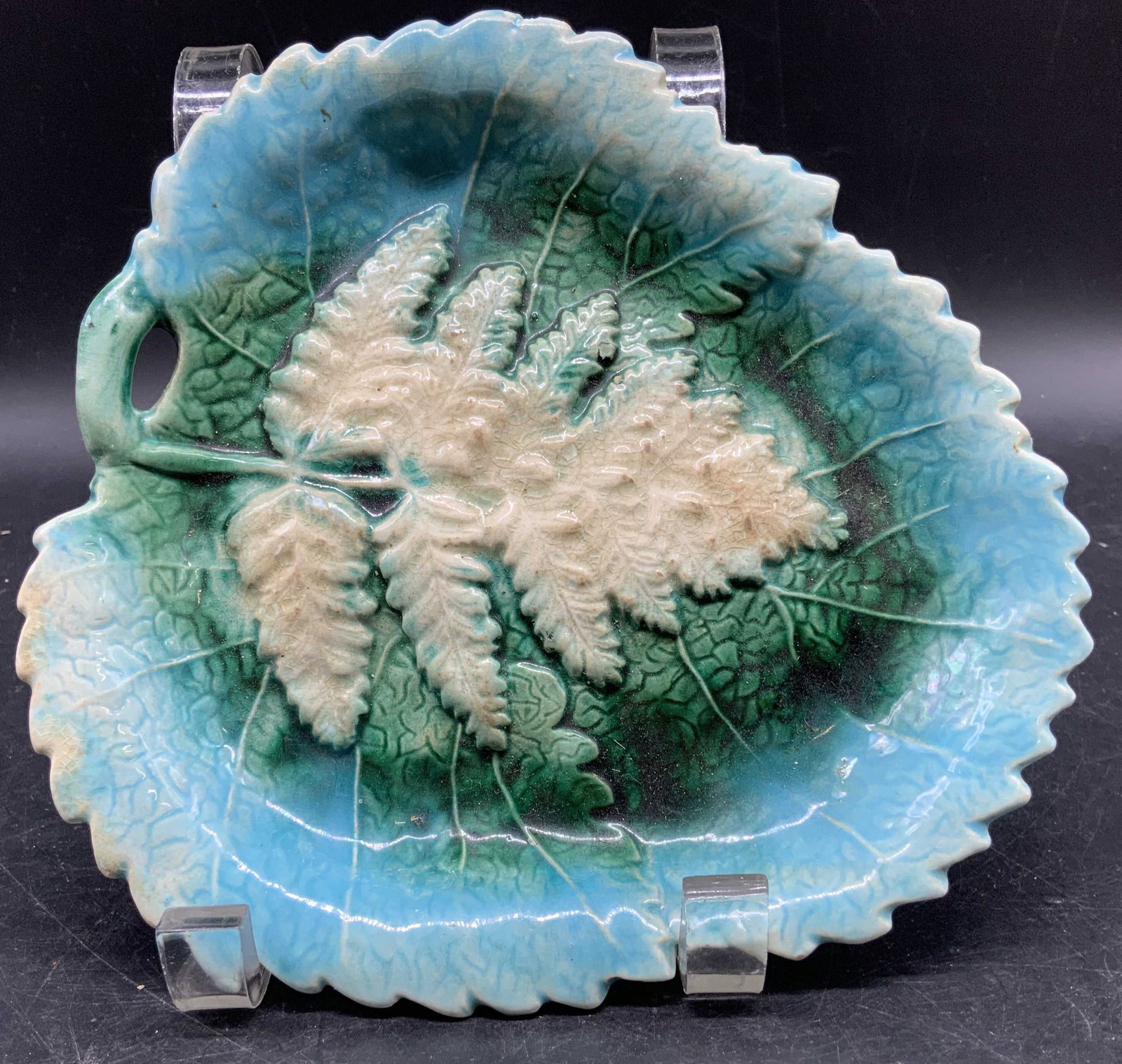 Antique English Majolica Leaf Plate (1 of 7)