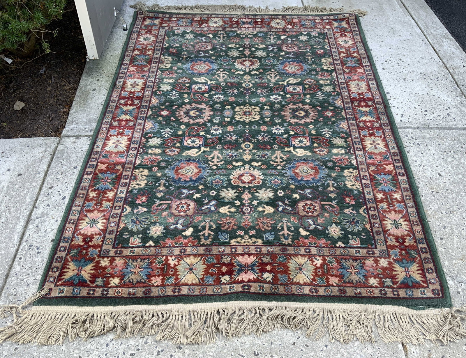 KARASTAN KUBA Wool Rug (1 of 8)