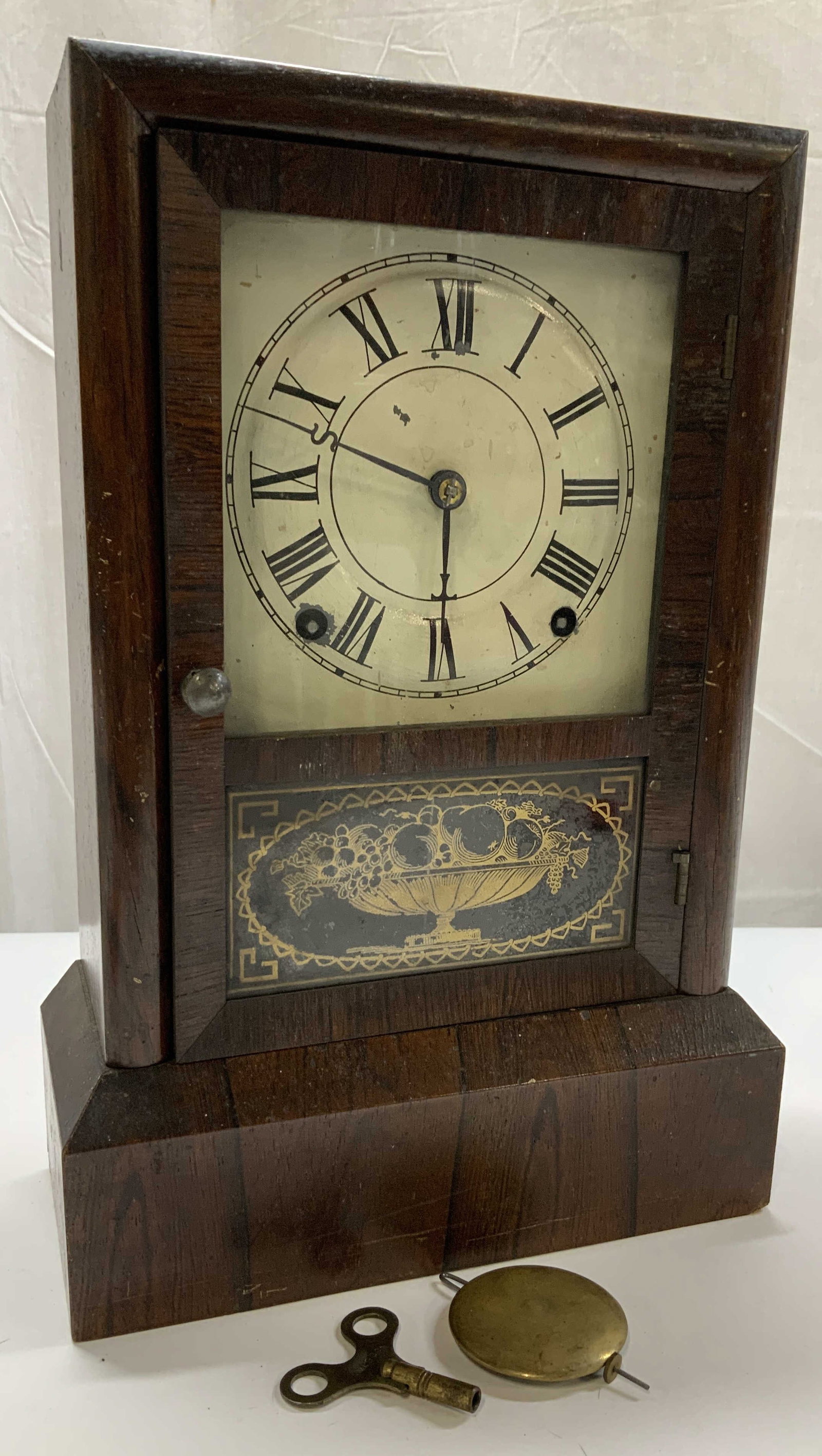 Antique Seth Thomas Oglesby Mantel Clock (1 of 9)