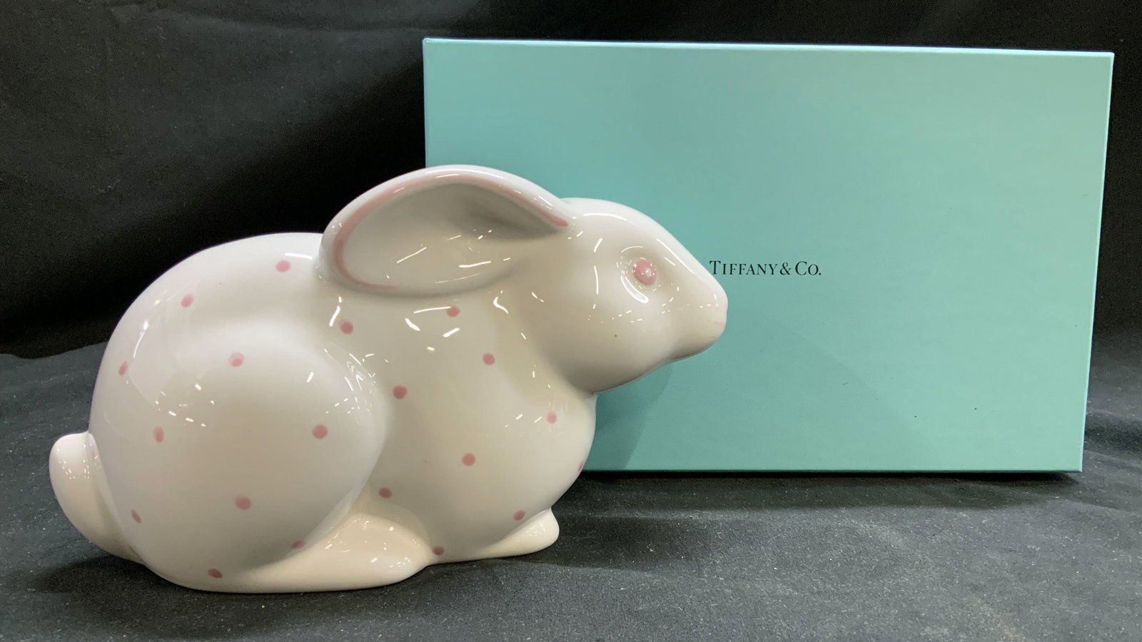 Tiffany Porcelain Rabbit Bank w Box (1 of 11)
