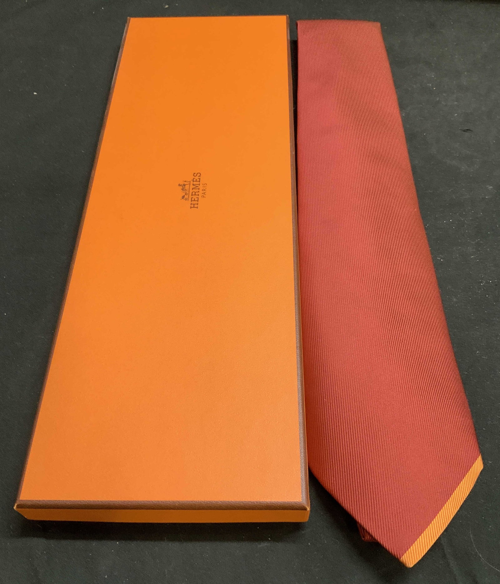 HERMES Silk Tie w Hermes Box, France
