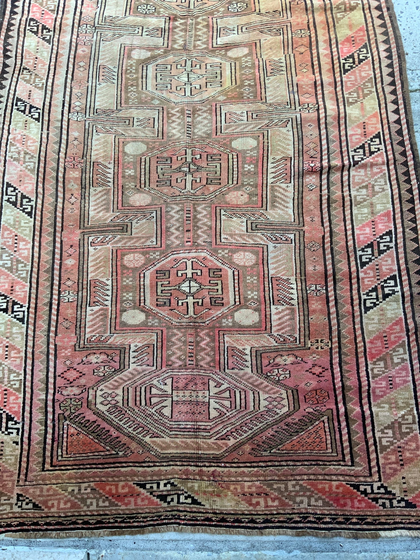Vntg Turkish Wool Rug Muted Pink Palette