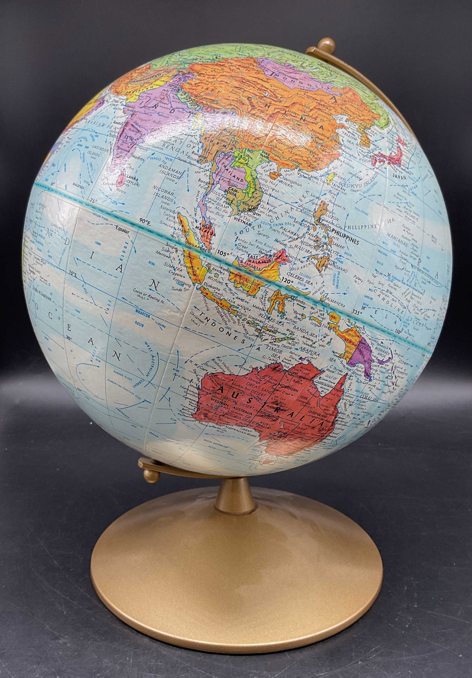 Vntg REPLOGLE World Globe on Gold Tn Stand (1 of 7)