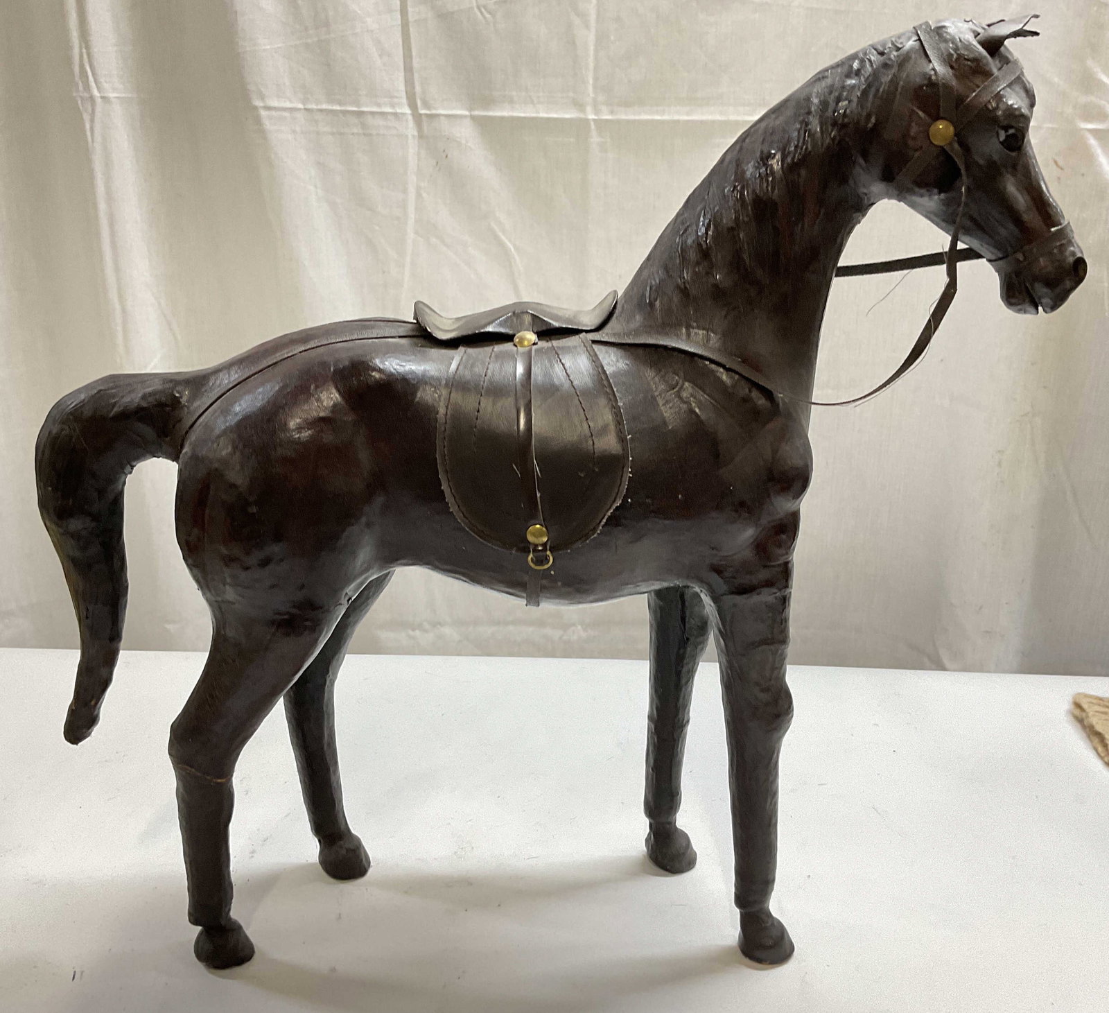 Vntg mid Century Hand Crafted Leather Horse (1 of 10)