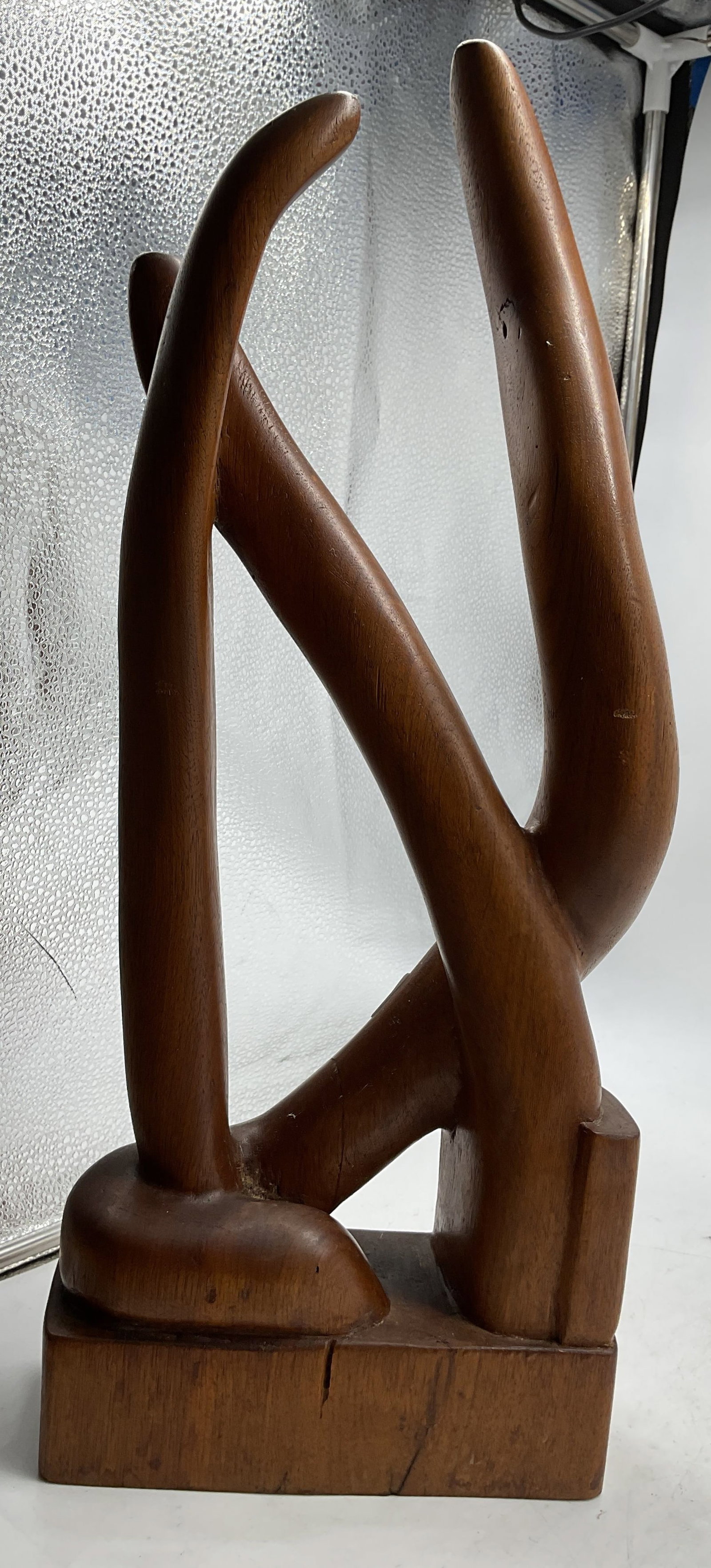 MCM Abstract Figurative Wood Carving Sculpture: Mid century modern Abstract Wood carving Sculpture , carved solid wood possibly Walnut measures ht app 20 inches width 8 inches, depth app 3 inches, MCM Biomorphic Abstract art, highlighting smooth li
