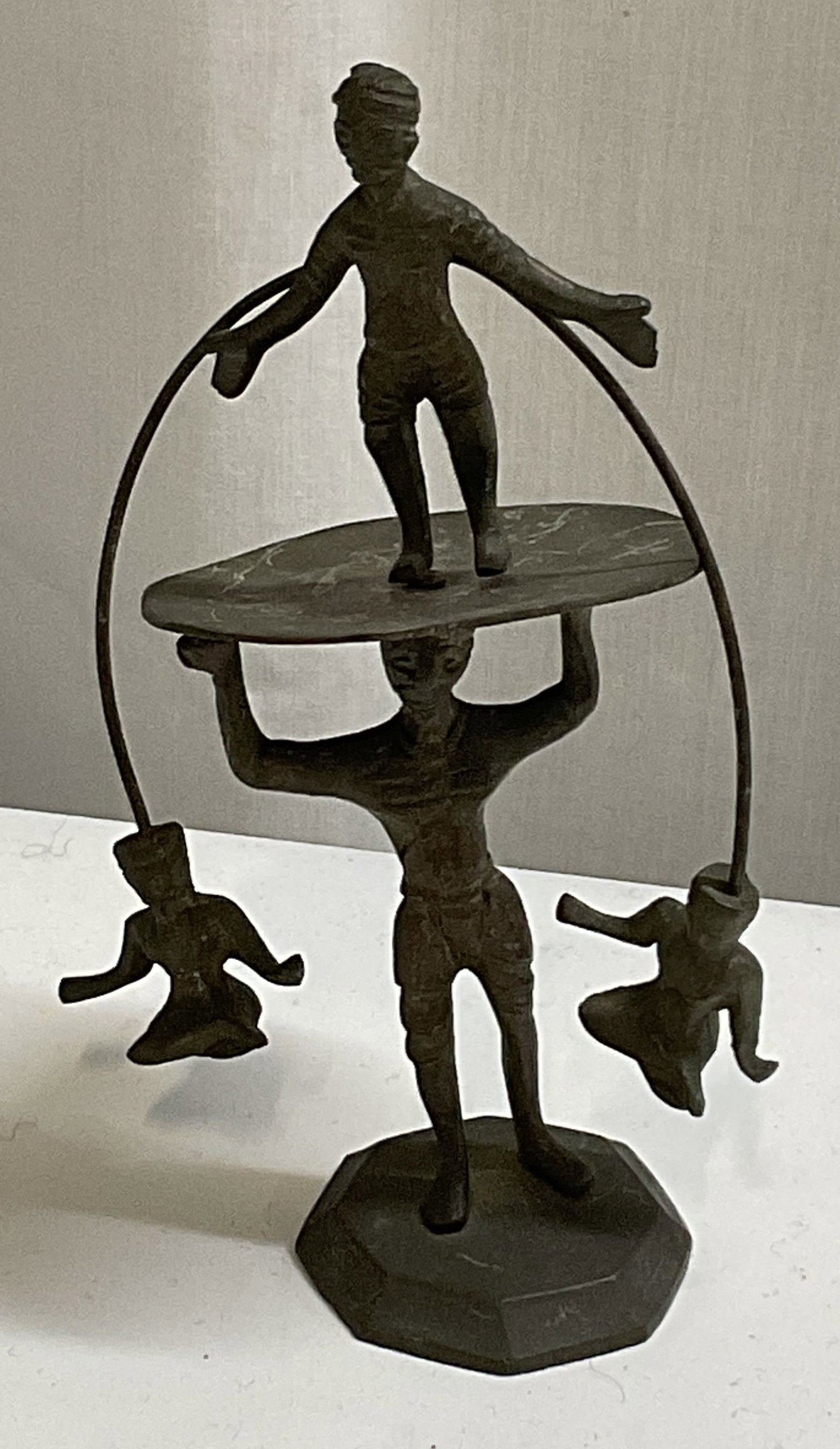 VTG Brass Acrobats Kinetic Balancing Toy (1 of 6)