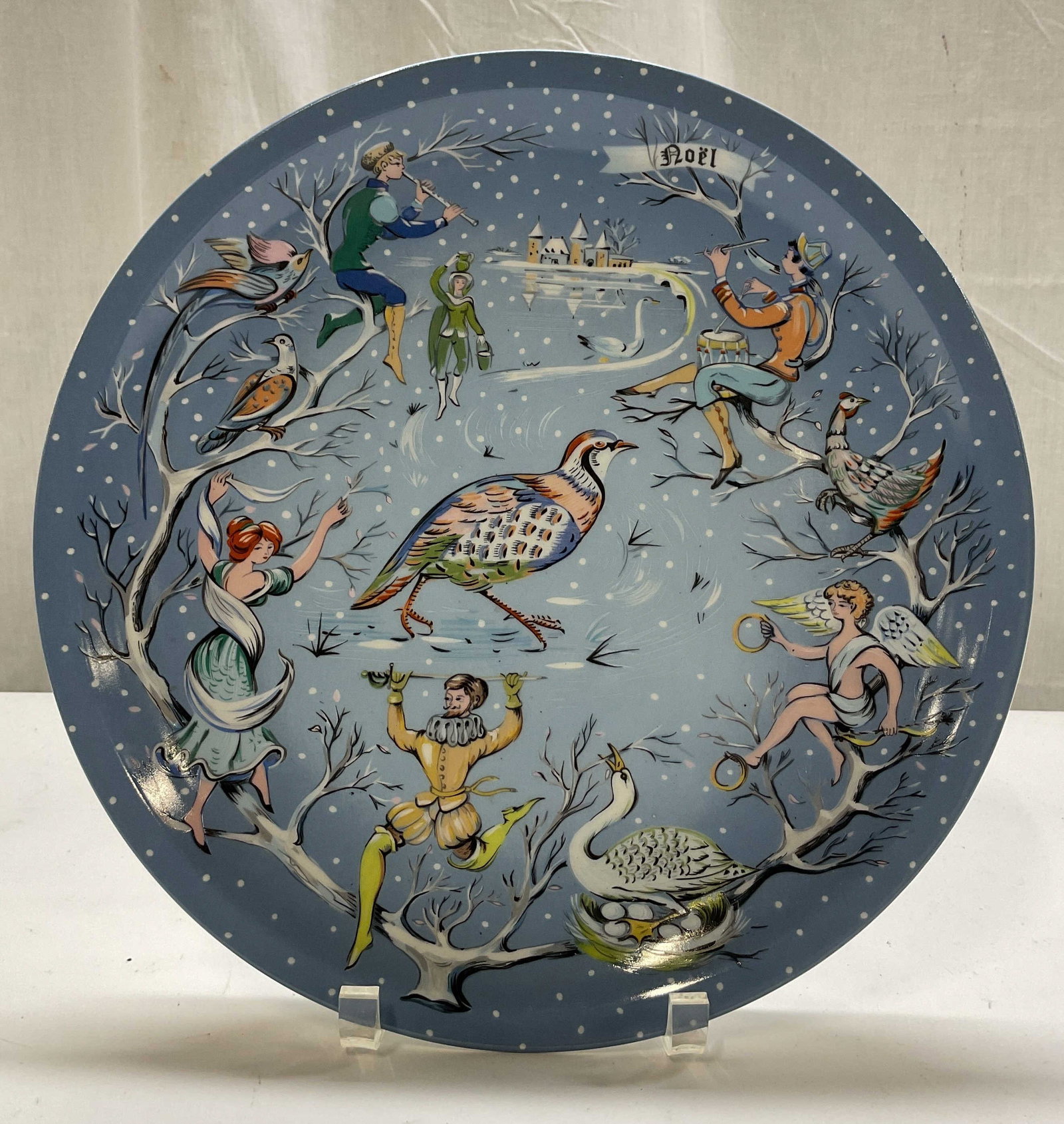 Haviland Limoges Jubilee 12Days Xmas Pltr France: Haviland Limoges Jubilee Twelve Days Of Christmas porcelain platter. Marked on underside as photographed here, made in France. Signed R. Hetreau. Platter depicts all twelve days of the Christmas song 