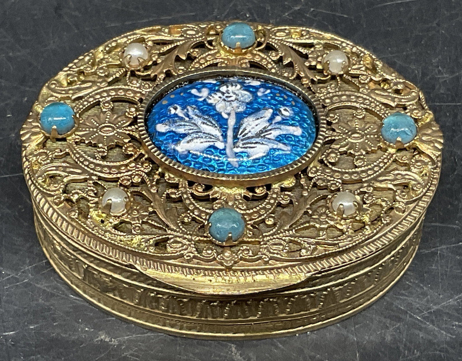 VTG Gilt Metal Filigree Compact Mirror Case FRANCE (1 of 8)
