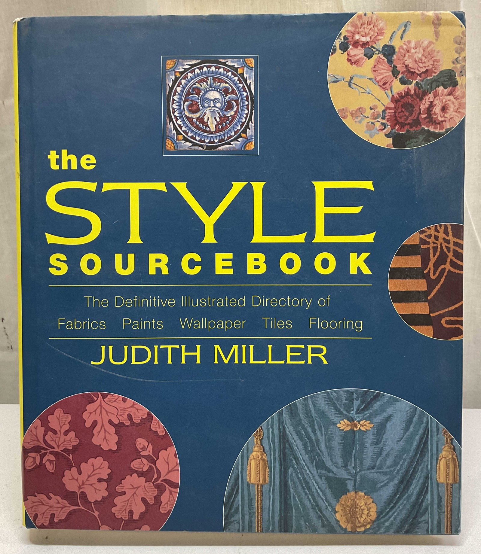 1998 The Style Sourcebook Illustr Bk Miller+: The Style Sourcebook by Judith Miller. Published by Stewart, Tabori and Chang, 1998. Hard cover book with illustrated cover. Contains illustrations. Measures approx 10 x 11 inches. Surface wear consis