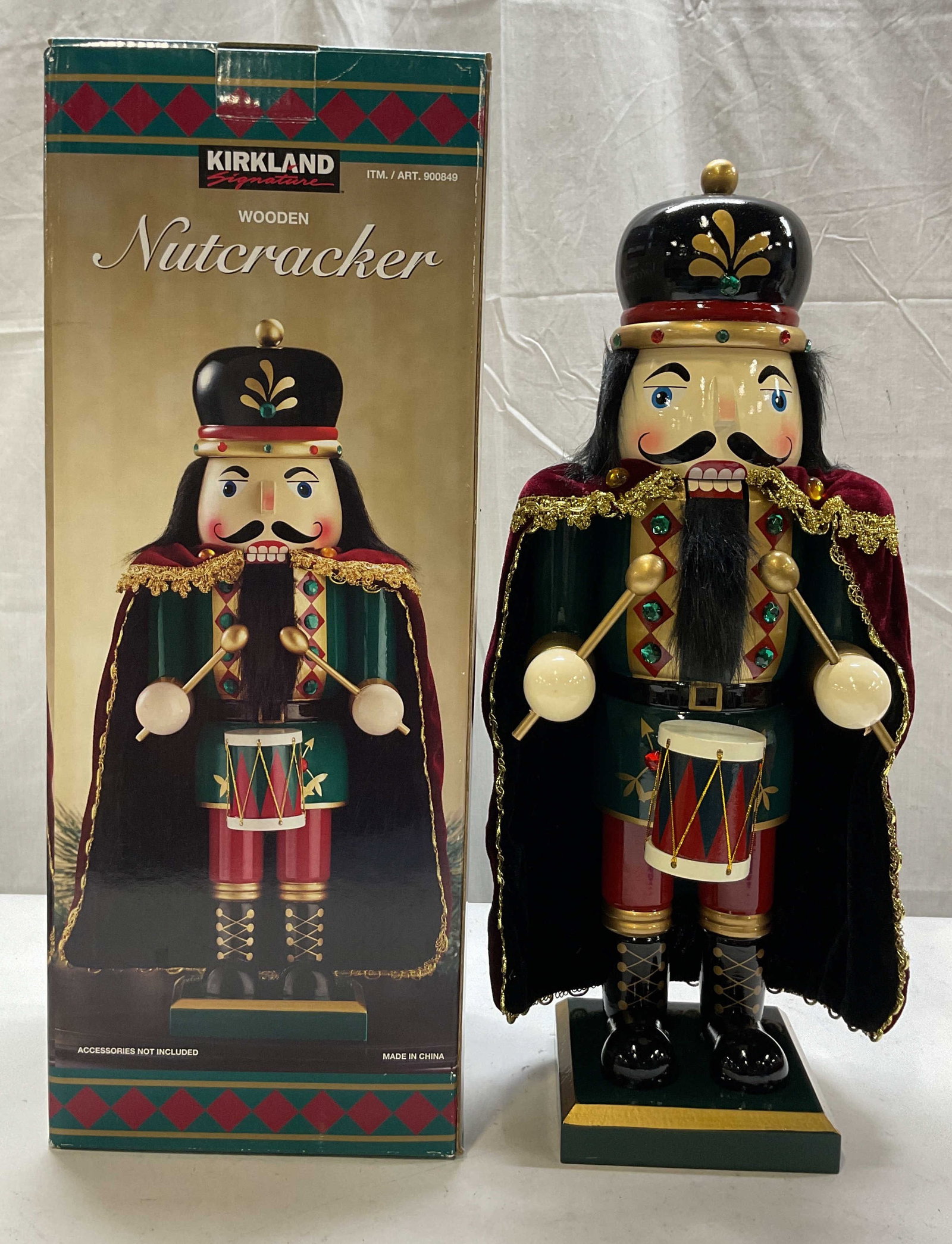 Kirkland Signature Wooden Nutcracker NIB (1 of 10)