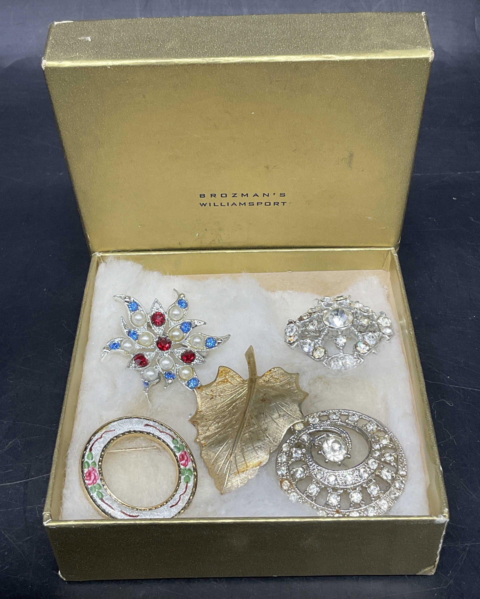 Lt5 VTG 40s-60s Jeweled+ Costume Brooches: 5 Vintage Circa 1940s-1960s Costume Brooches. Includes Silver-Toned Vortex Swirl Pin with Clear Rhinestones, a Silver-Toned Filigree Plaque with Clear Rhinestones, a Guilloche Enamel Rose Circle Pin,