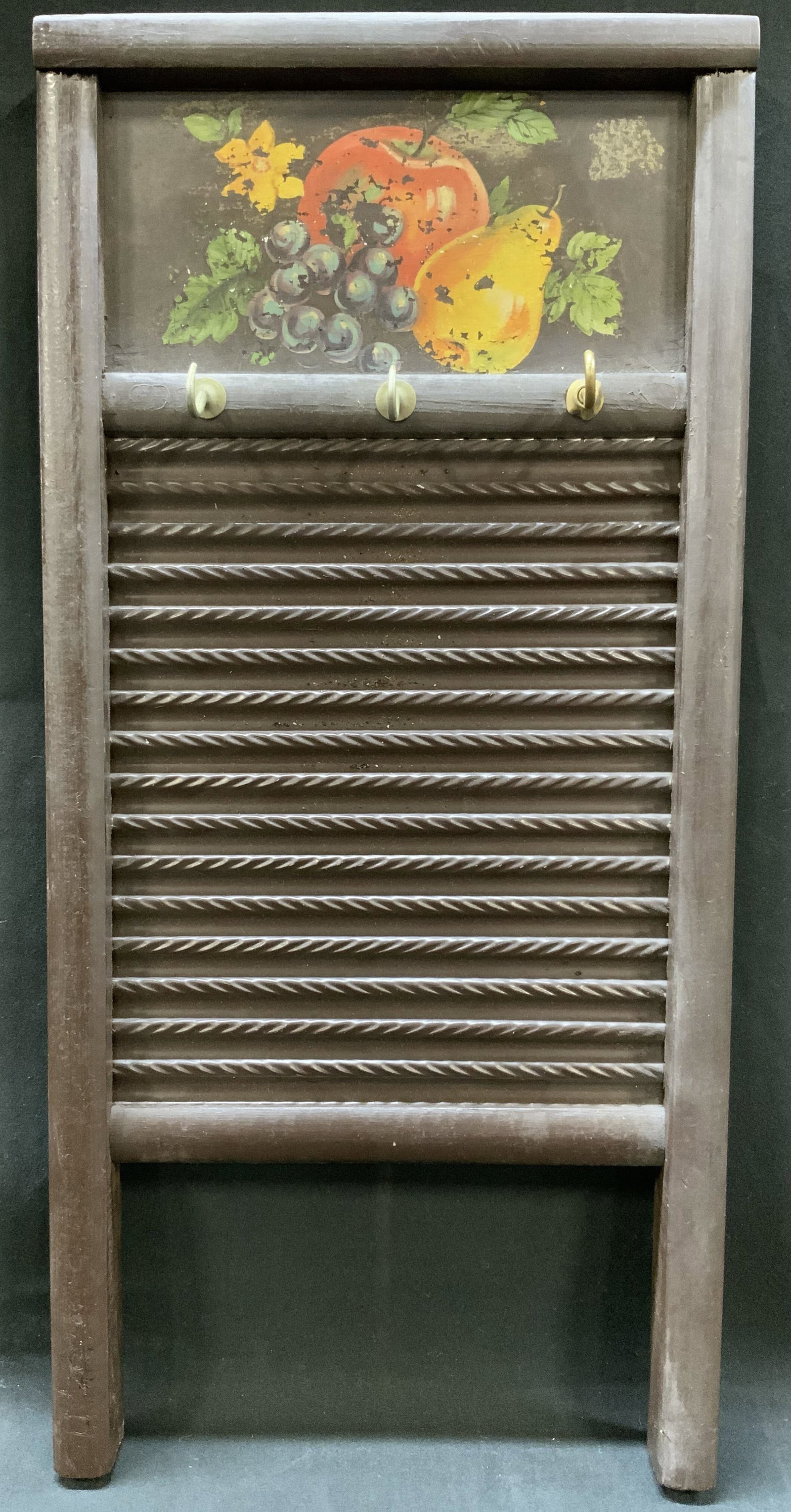 Vtg Upcycled Washboard Wall Hanging Rack: Vintage Upcycled Travel Washboard Wall Hanging Rack manufactured by Columbus Washboard Co. Columbus, Ohio. Compact, double sided utility piece specifically marketed for mid century travelers to launde