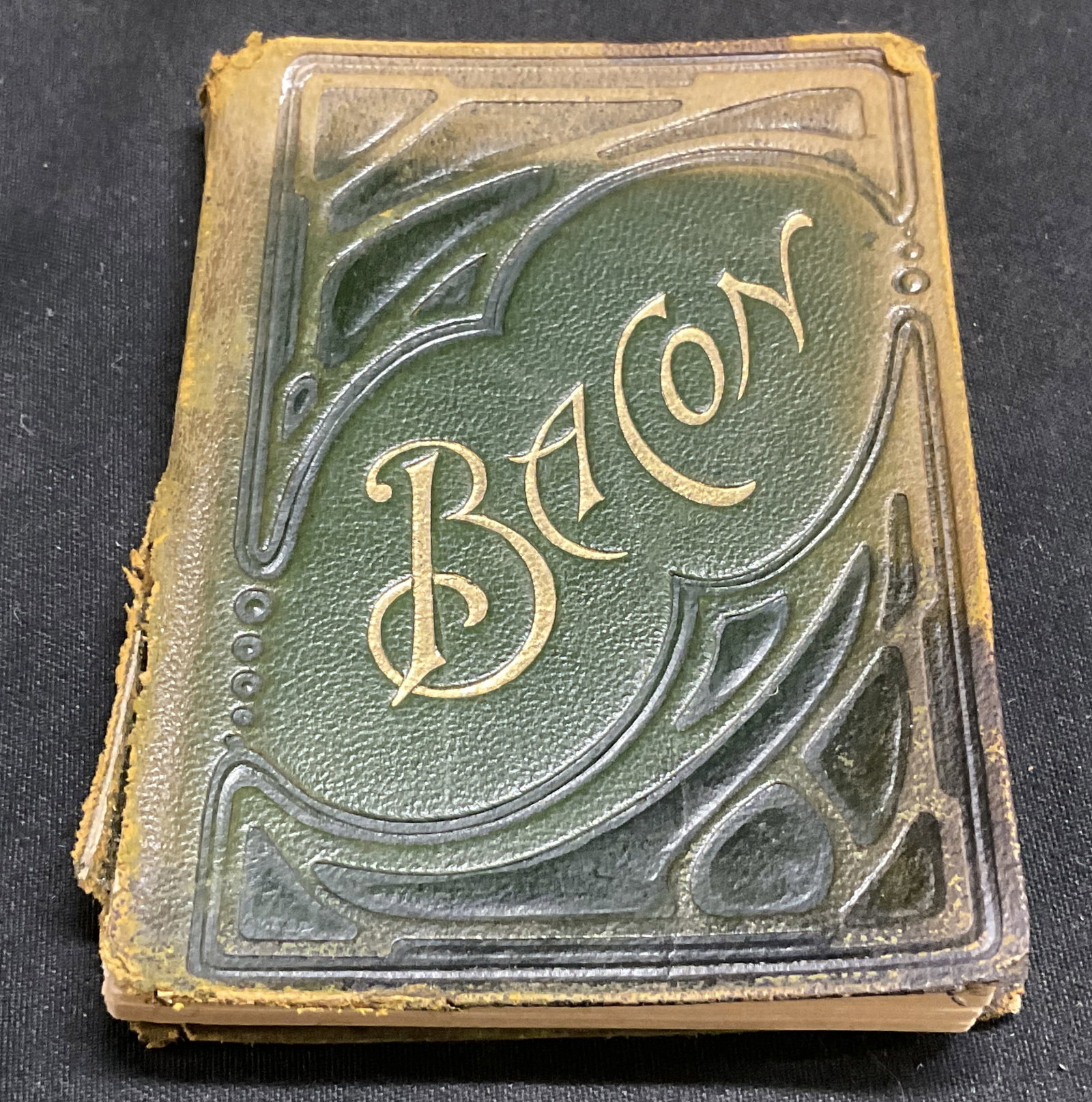 ANTQ Essays by Sir Francis Bacon Miniature Book: Antique Circa 1906 Essays by Philosopher Sir Francis Bacon Miniature Book. Publisher Dodge Publishing Company. New York. Leather Bound. Contains Quotes, Maxims, and Excerpted Passages. Fraying to