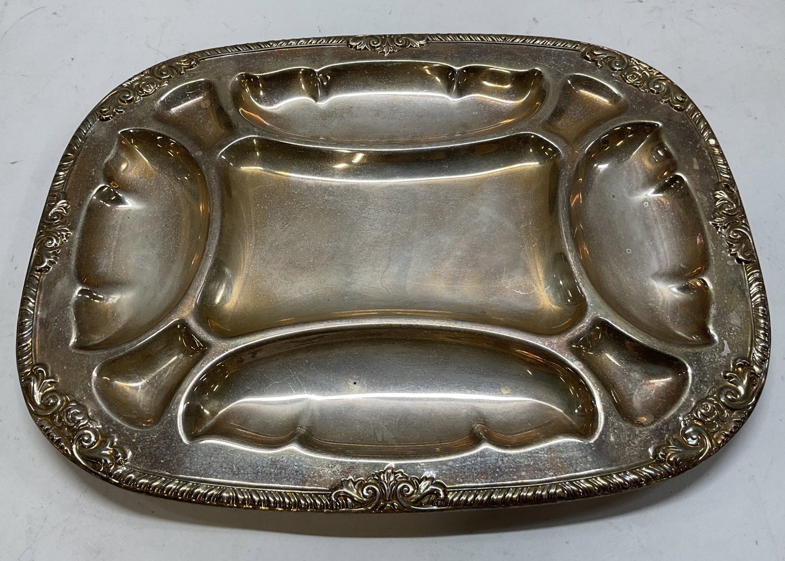 English Silver MFG Corp Divided Serving Tray USA (1 of 10)