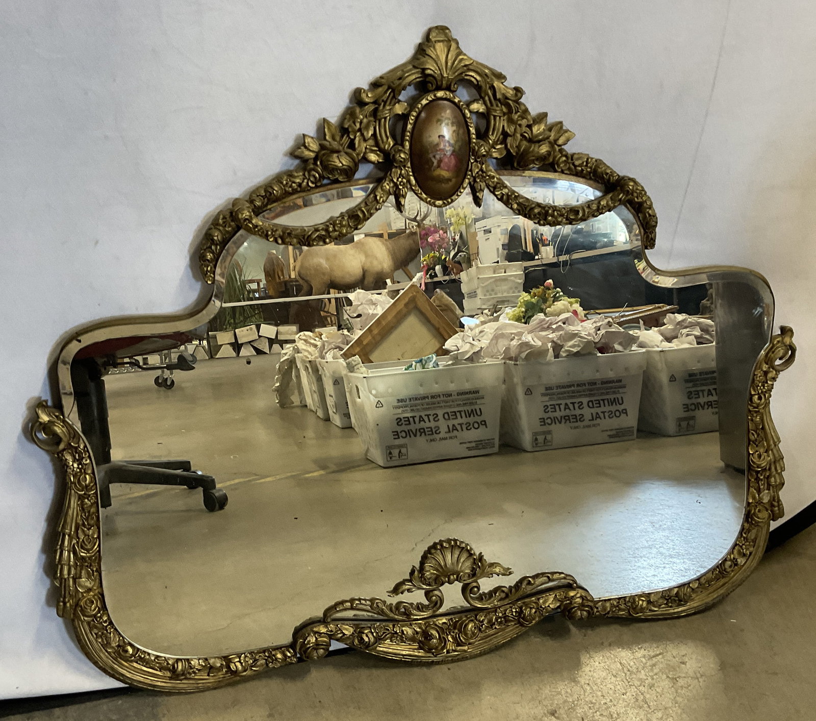 VTG French Rococo Style Giltwood Mirror: Vintage French Rococo Style Giltwood Mirror. Scrolled Frame. Floral and Shell Motifs. Central Painted Medallion Depicting Courtship Scene. Foxing and Chipping to Wood Present. Measures app 32.75in H