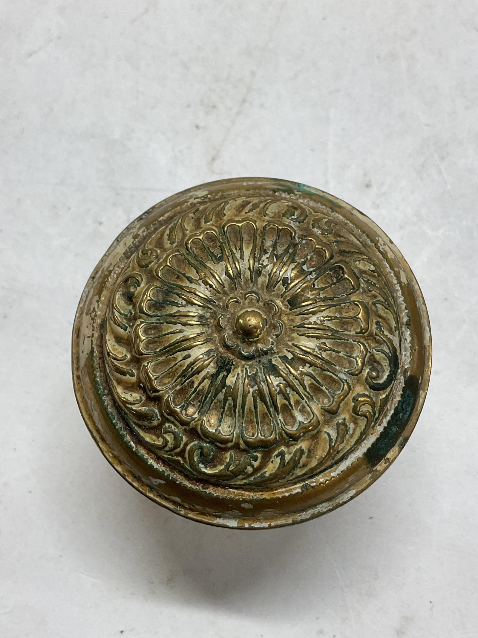 Lot 8 Antique Assorted Brass Door Knobs - 4