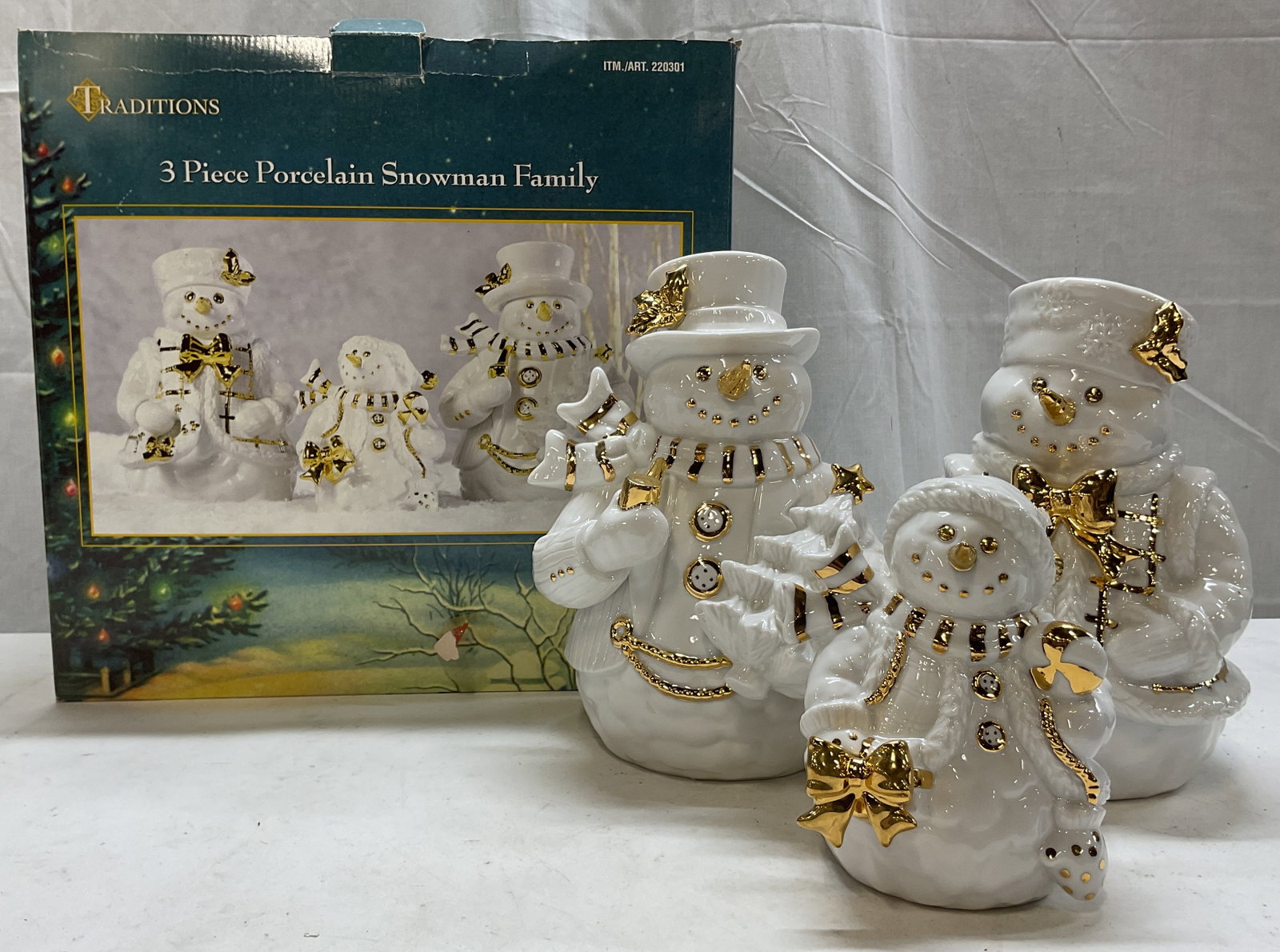 Traditions 3pc Porcelain Snowman Family OB (1 of 13)