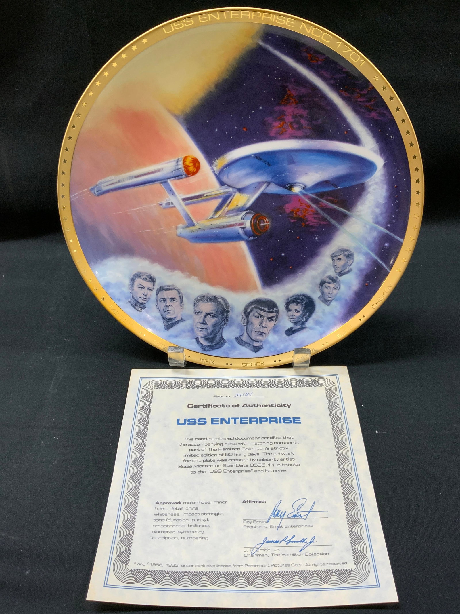 Vtg 1985 Star Trek USS Enterprise Plate w/ COA (1 of 9)