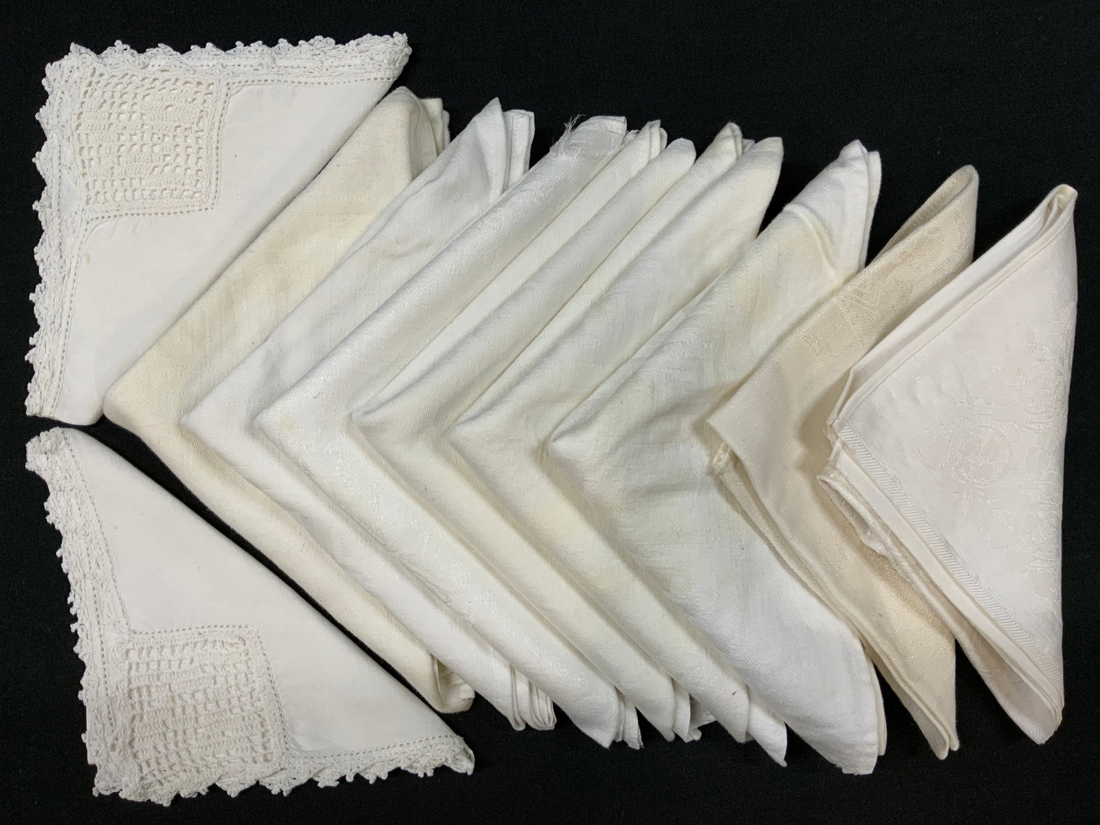 Vtg Assorted Lt10 White Linens (1 of 14)