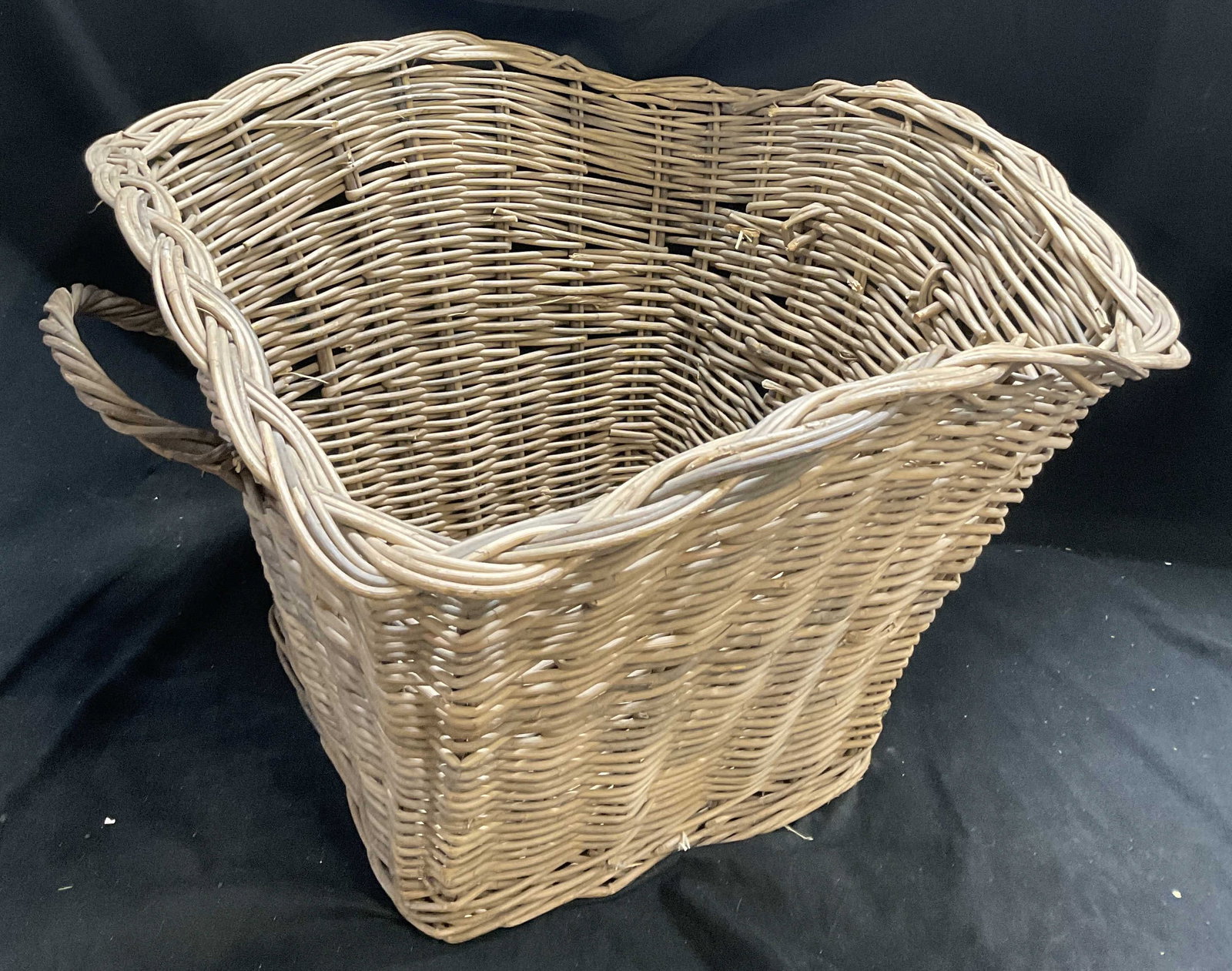 French Country Style Scalloped Wicker Basket: French Country Style Scalloped Wicker Basket. Flared Profile. Two Side Handles. Some Fraying and Loose Strands. Measures app 15in H x 23.5in Diam. French, Country Cottage, Scalloped, Wicker Basket, St