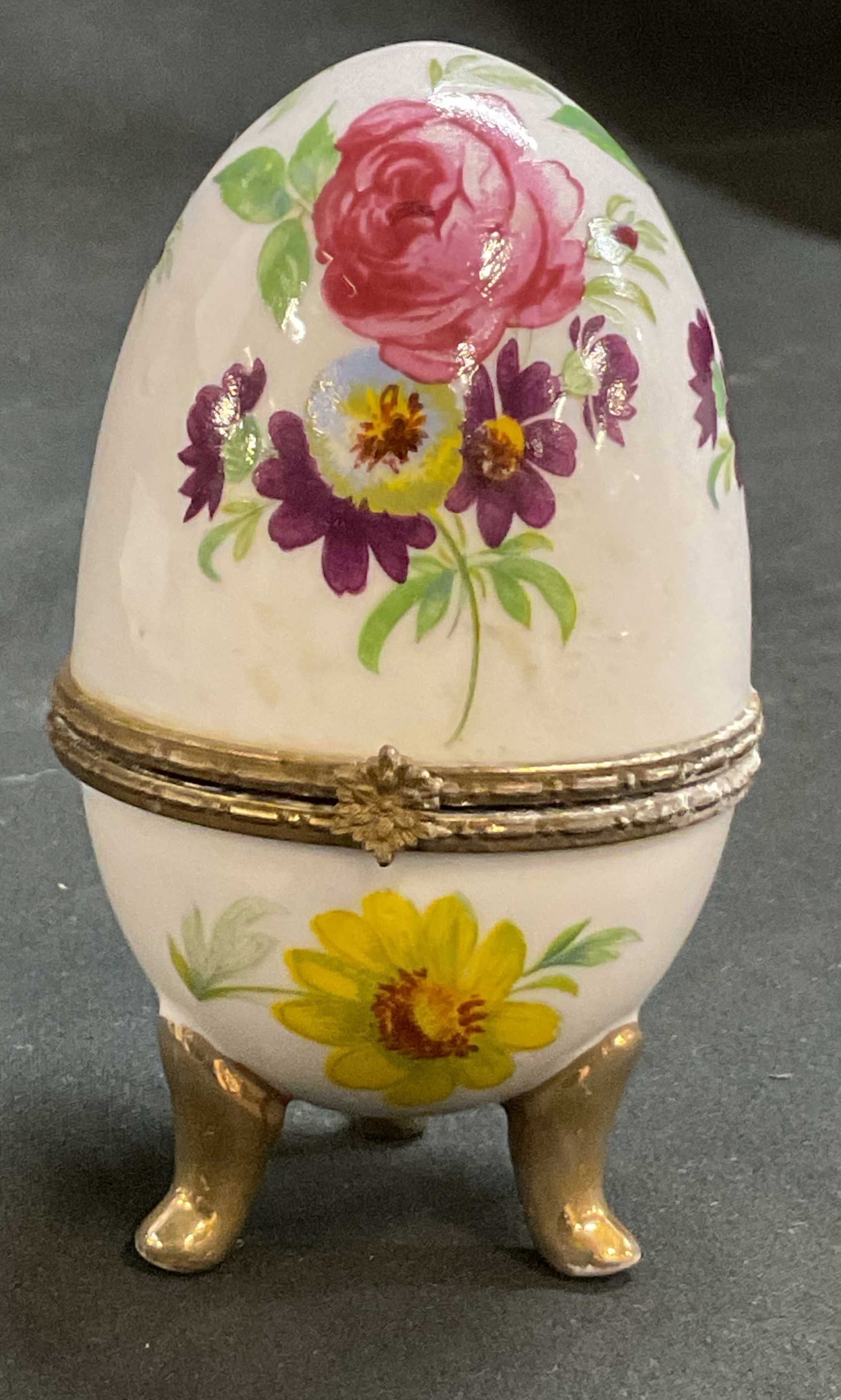 Vintage Footed Egg Shaped Porcelain Trinket Box (1 of 7)