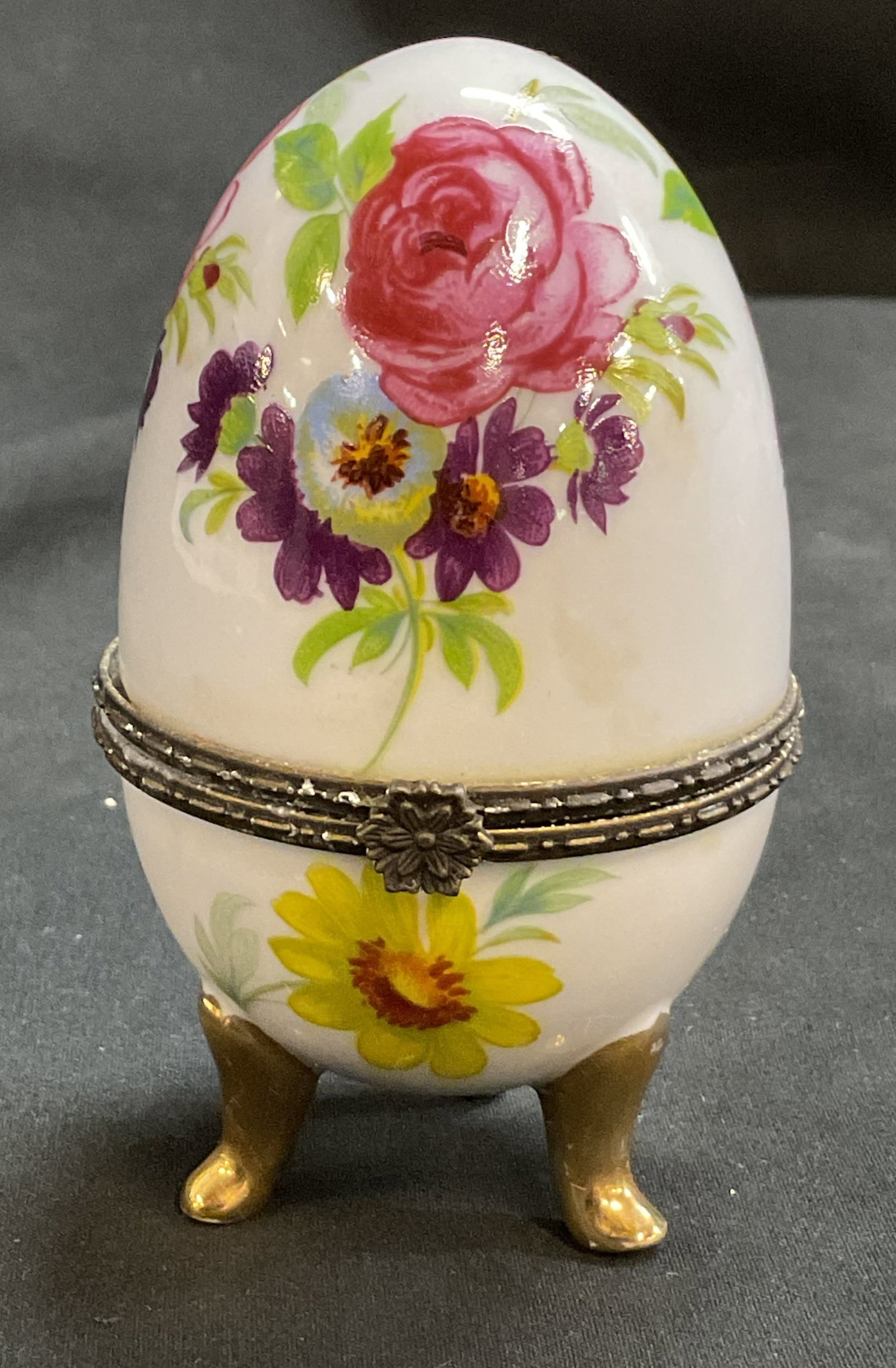 Vintage Footed Egg Shaped Porcelain Trinket Box (1 of 7)