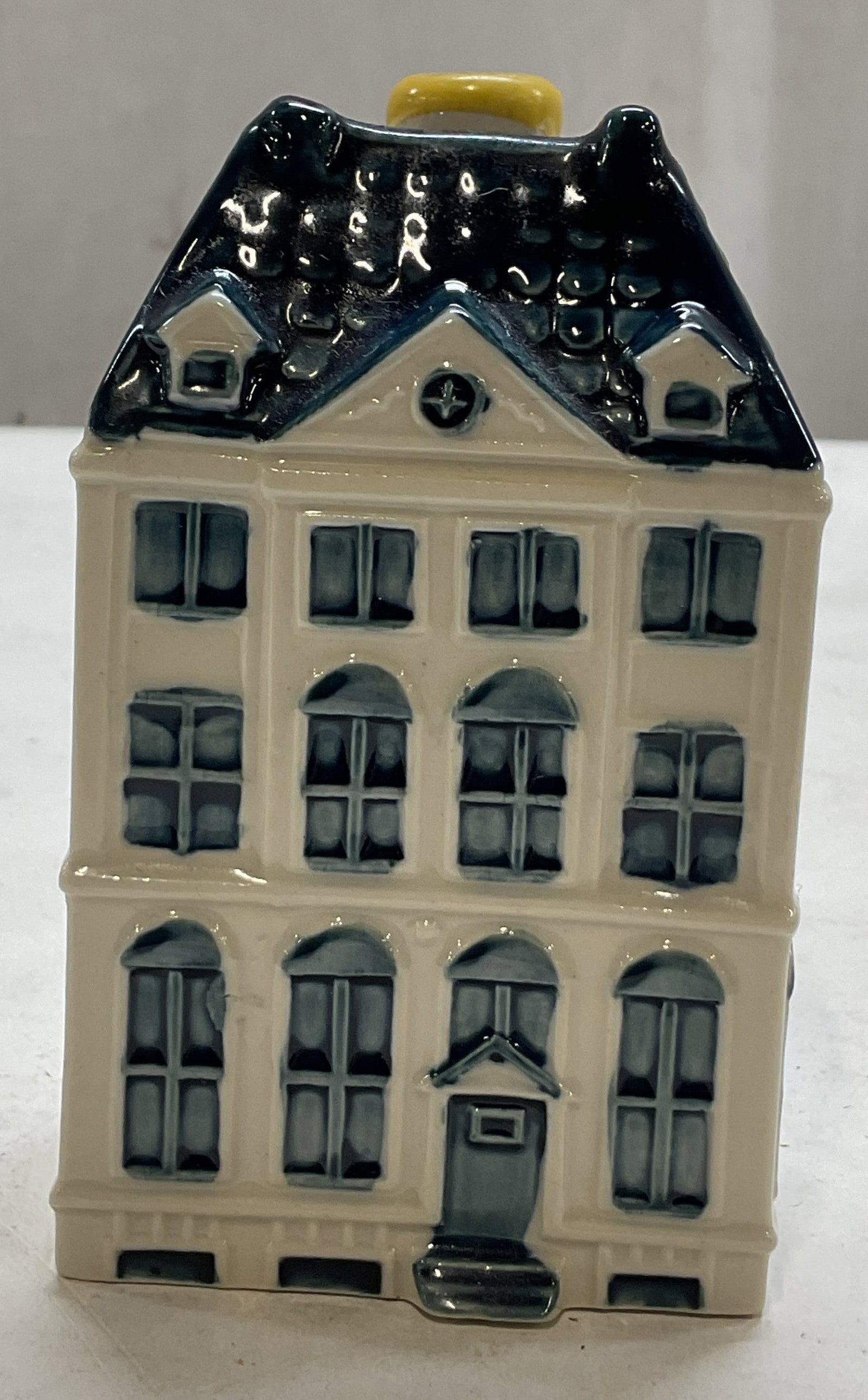 KLM Delftware Mini House Bols Gin Bottle Holland: KLM Delftware miniature house ceramic Bols gin bottle. Marked on underside, reads Blue Delfts Exclusively Made For KLM by Bols Royal Distilleries Holland 48. Modeled after the historic Rembrandt house