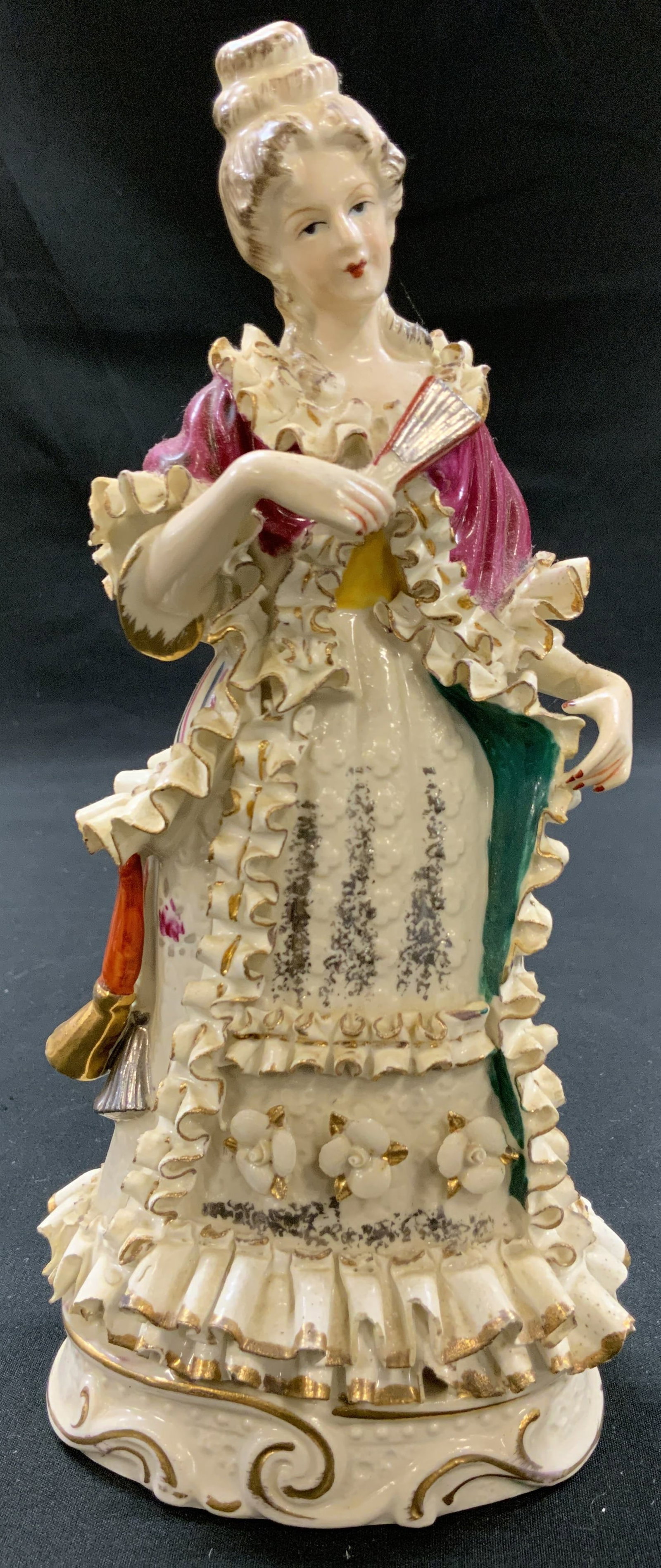 Vtg Antonio Borsato Italian Porcelain Lady: Vintage hand painted porcelain woman figurine by Antonio Borsato. 18th century style noblewoman in period attire with updo hairstyle. Ruffle details and gold gilt detailing along dress. Condition cons