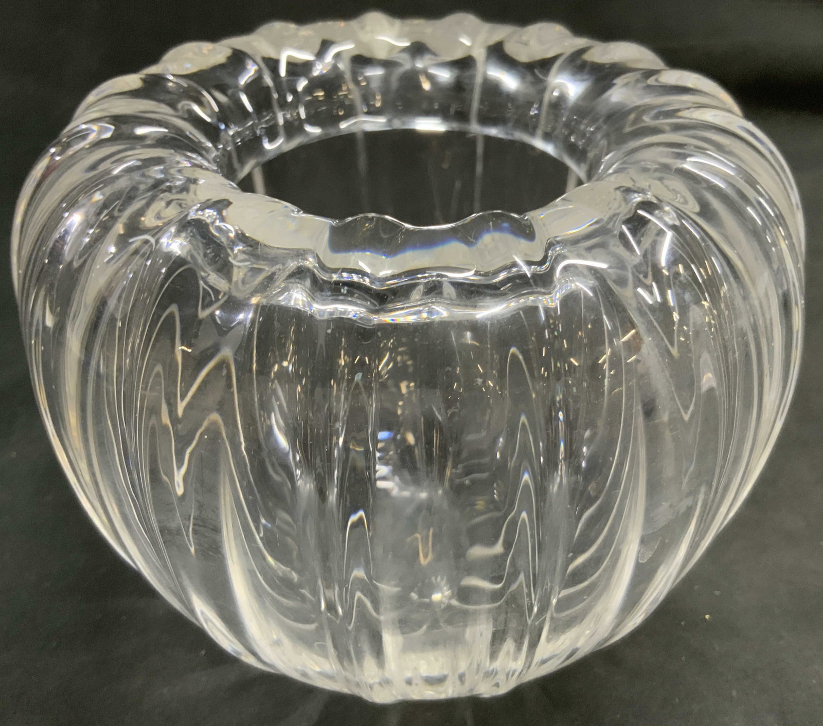 Vntg STEUBEN ribbed Crystal Rose Bowl Vase (1 of 9)