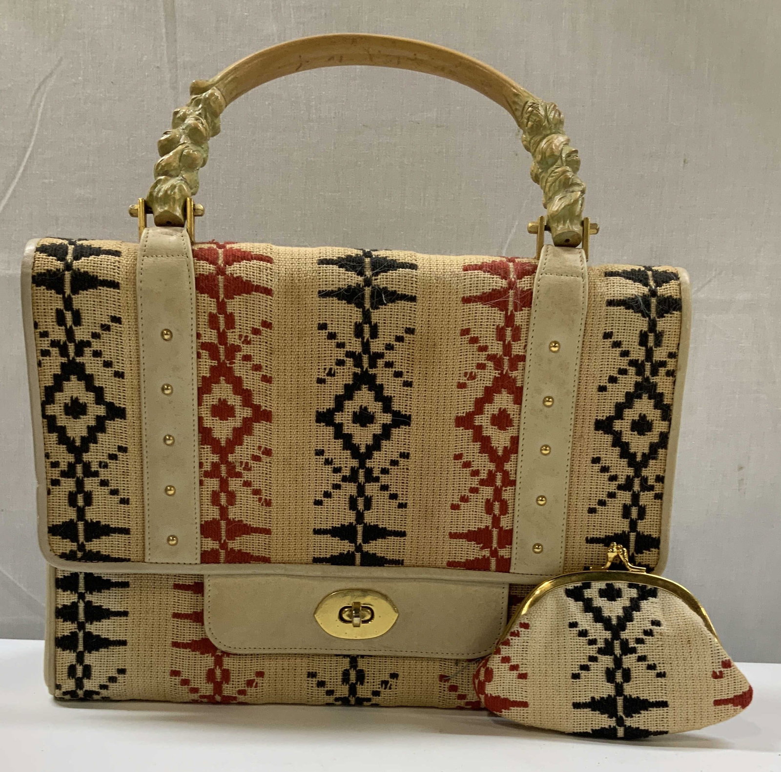 Vntg SACKS FIFTH AVENUE tribal purse, Italy (1 of 10)