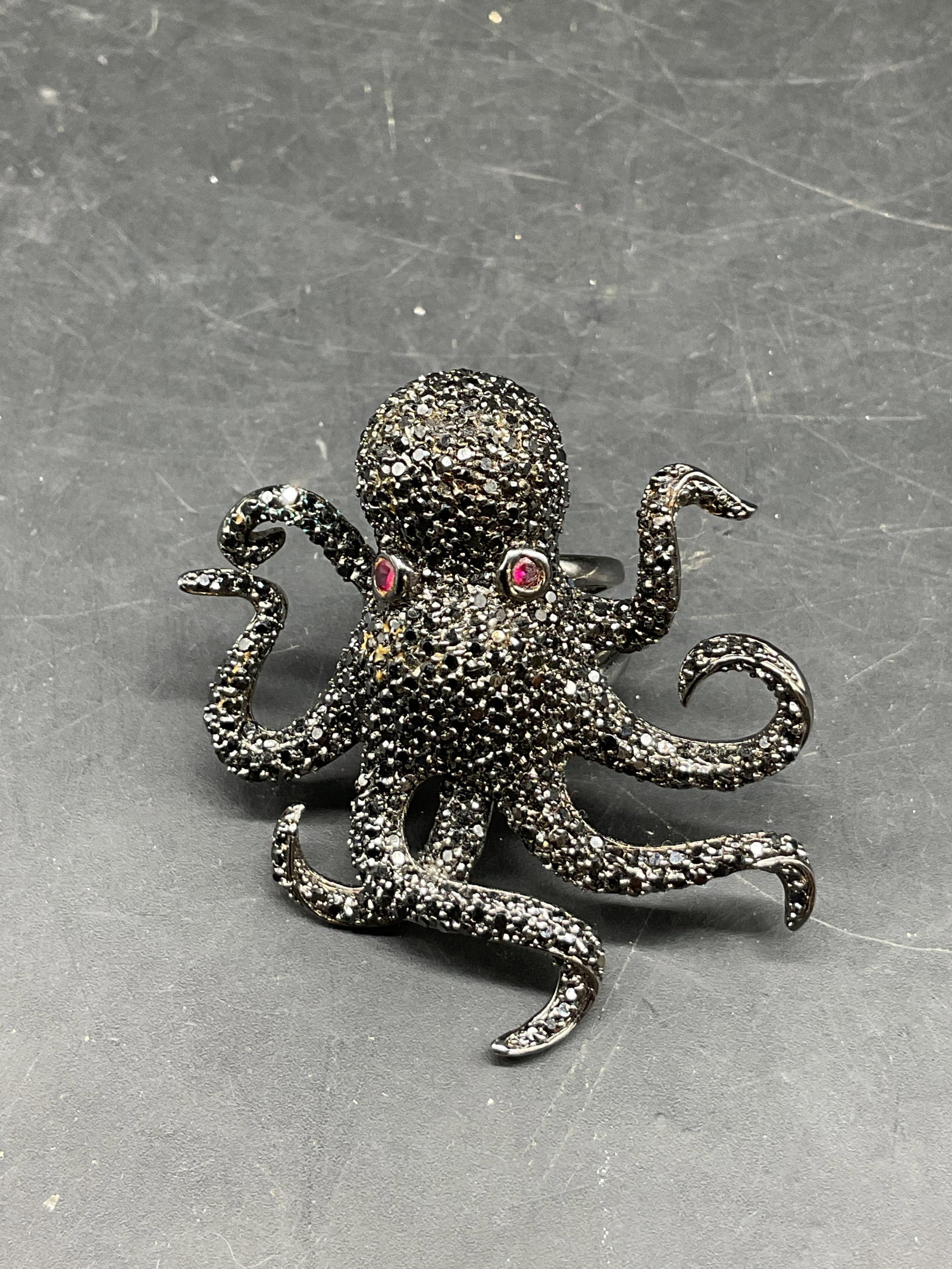 Vintage NOir Black Octopus Statement Ring - 4