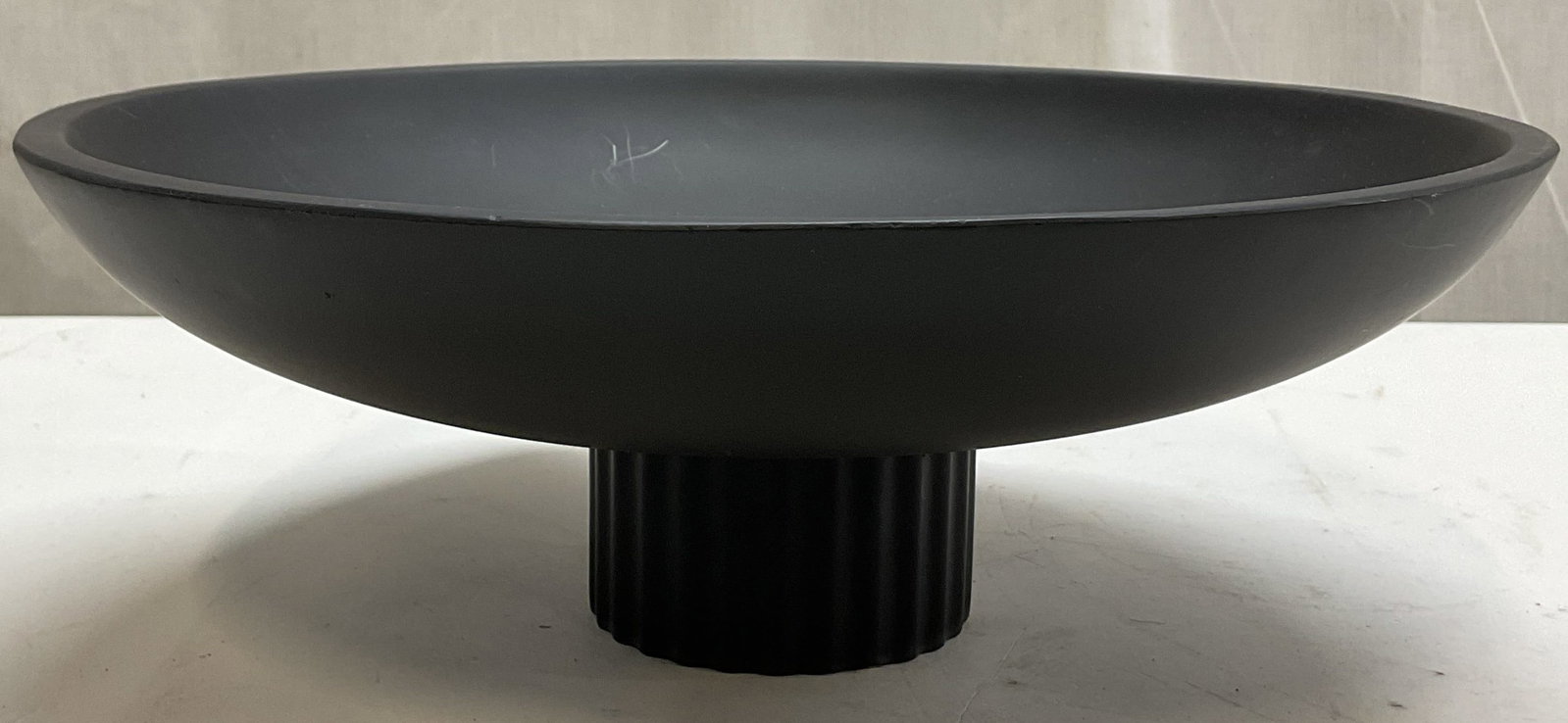 Kivy Black Concrete Pedestal Fruit Bowl (1 of 7)