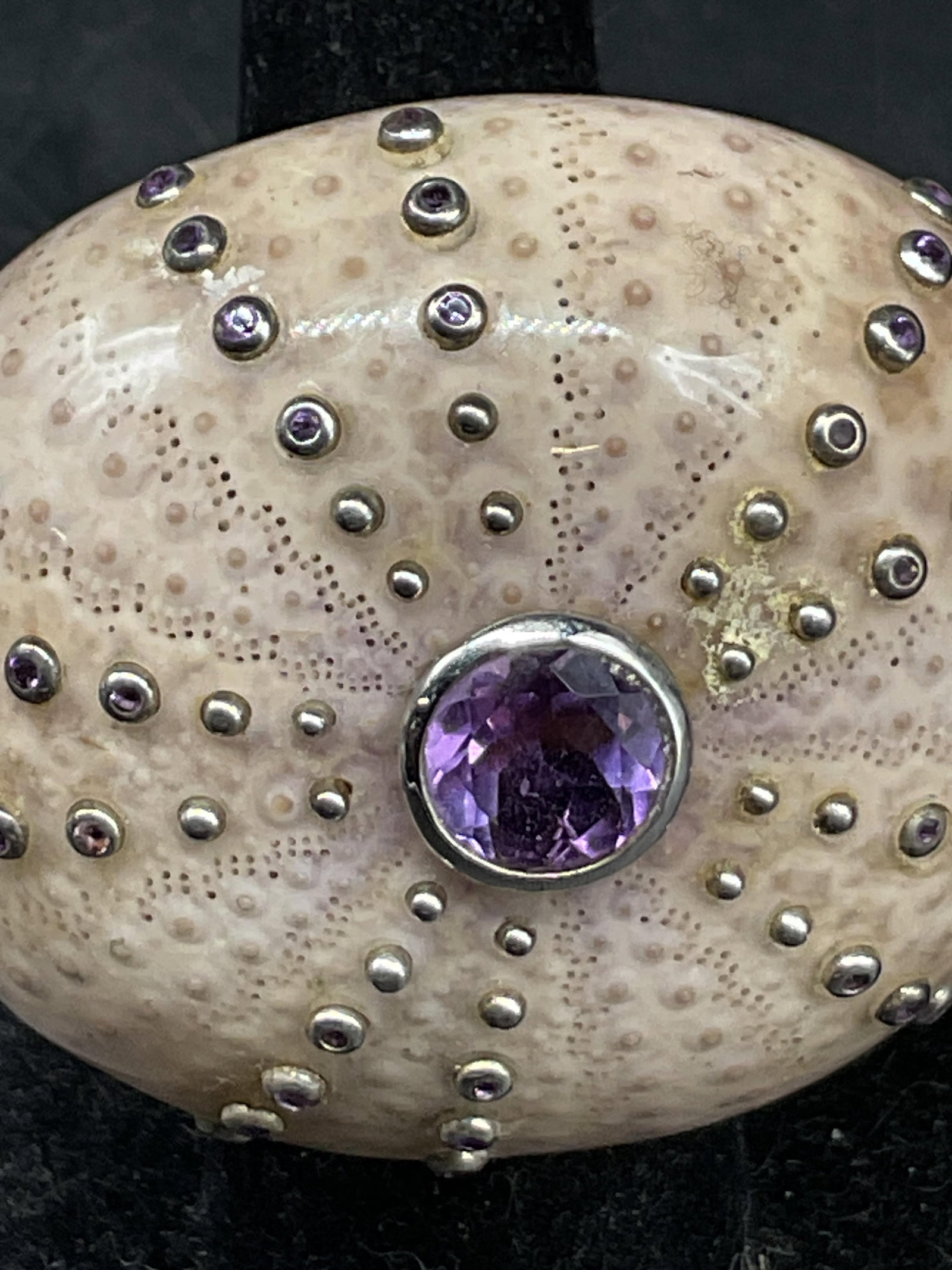 Vtg Sterling Silver Shell & Amethyst Ring - 4
