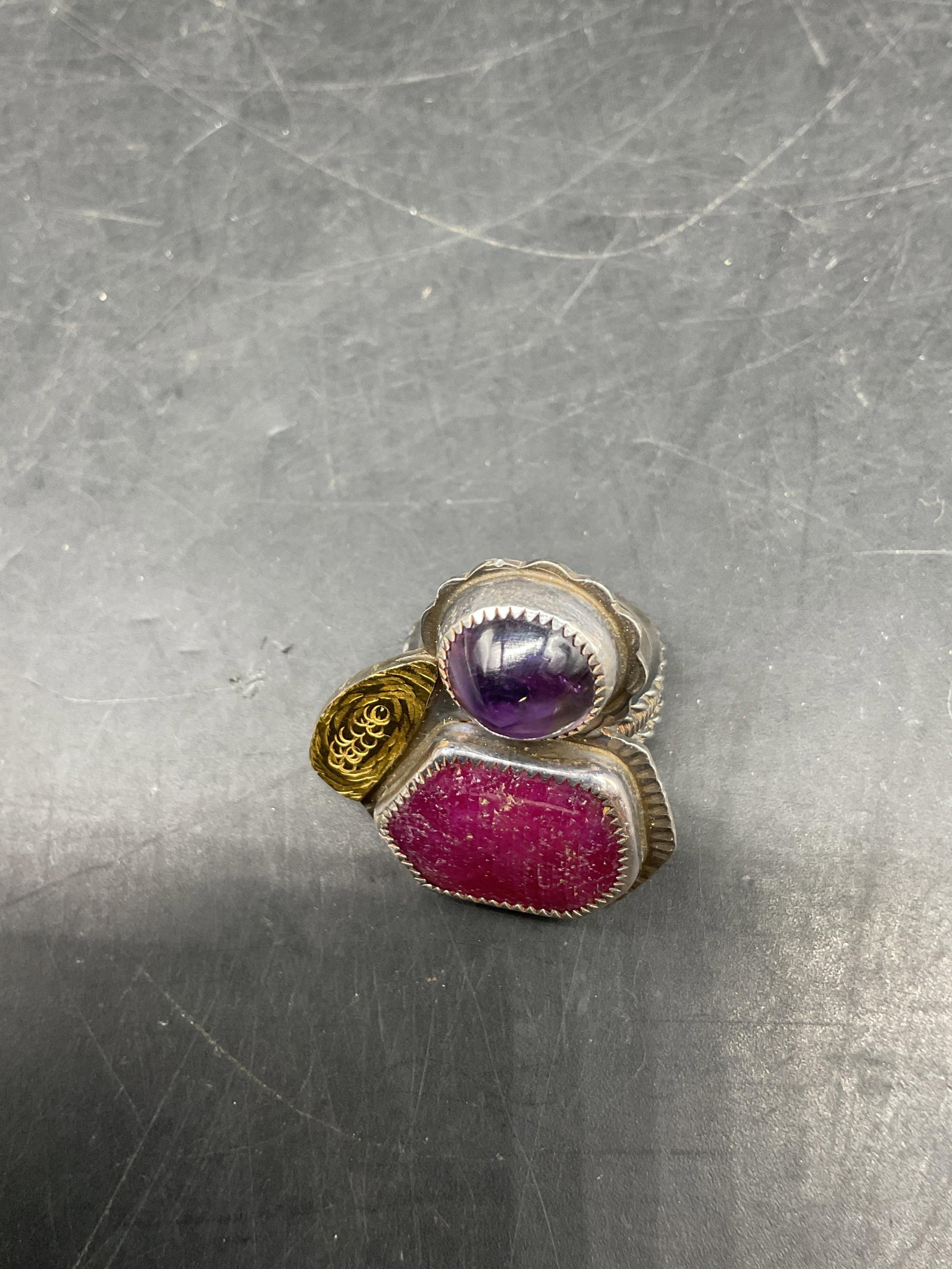 SGND Vtg Sterling Silver Ruby & Amethyst Ring - 5
