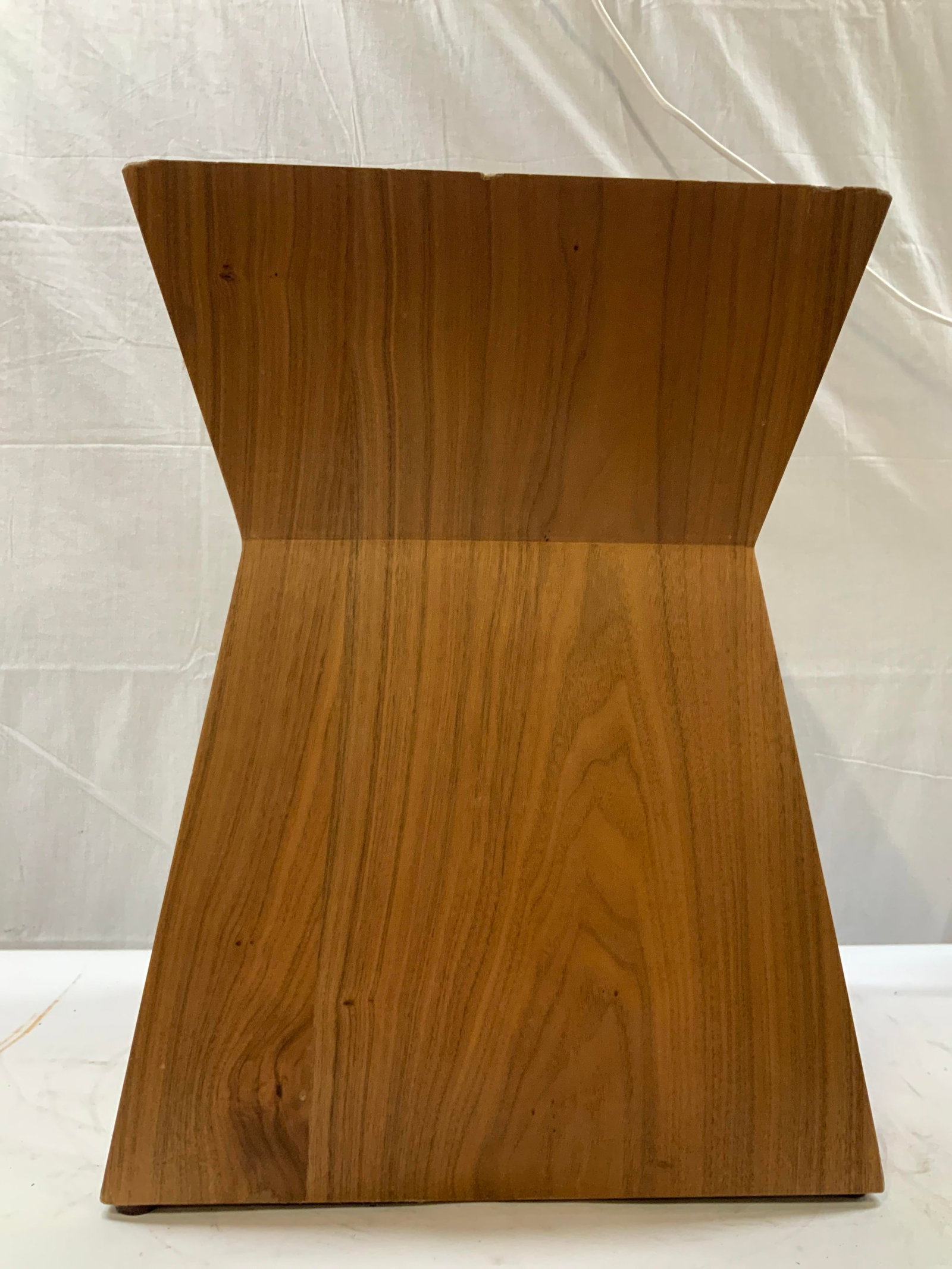 GUS DESIGN GROUP walnut side table - 2