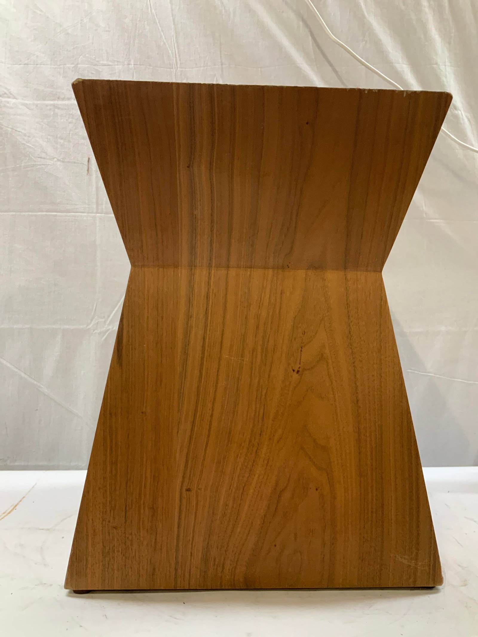 GUS DESIGN GROUP walnut side table - 4