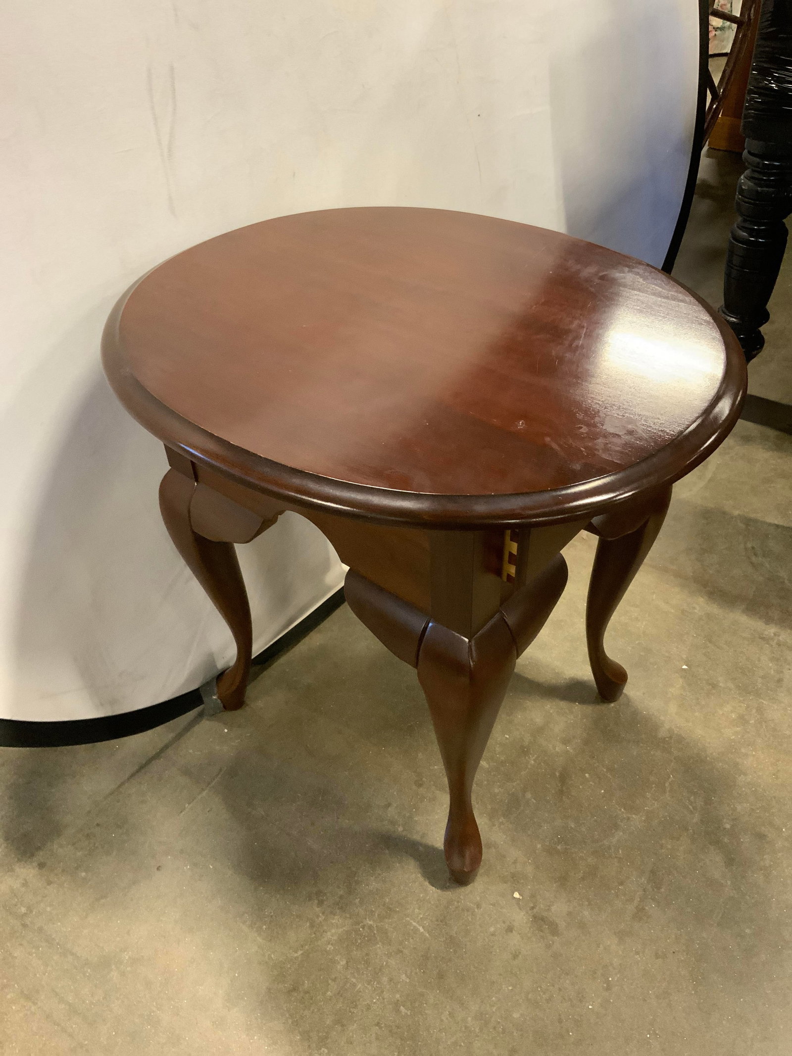 Leisters Hanover Heirlooms Solid Cherry End Table - 2