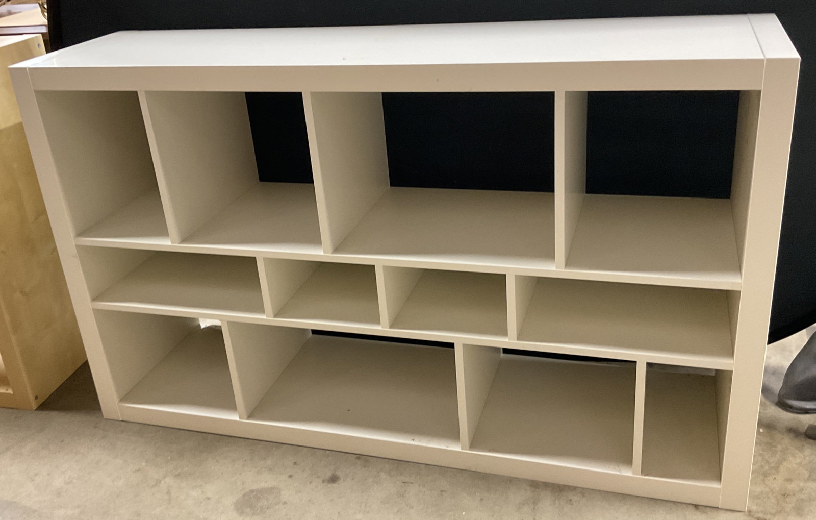 IKEA Kallax White 12 Compartment Shelving Unit (1 of 9)
