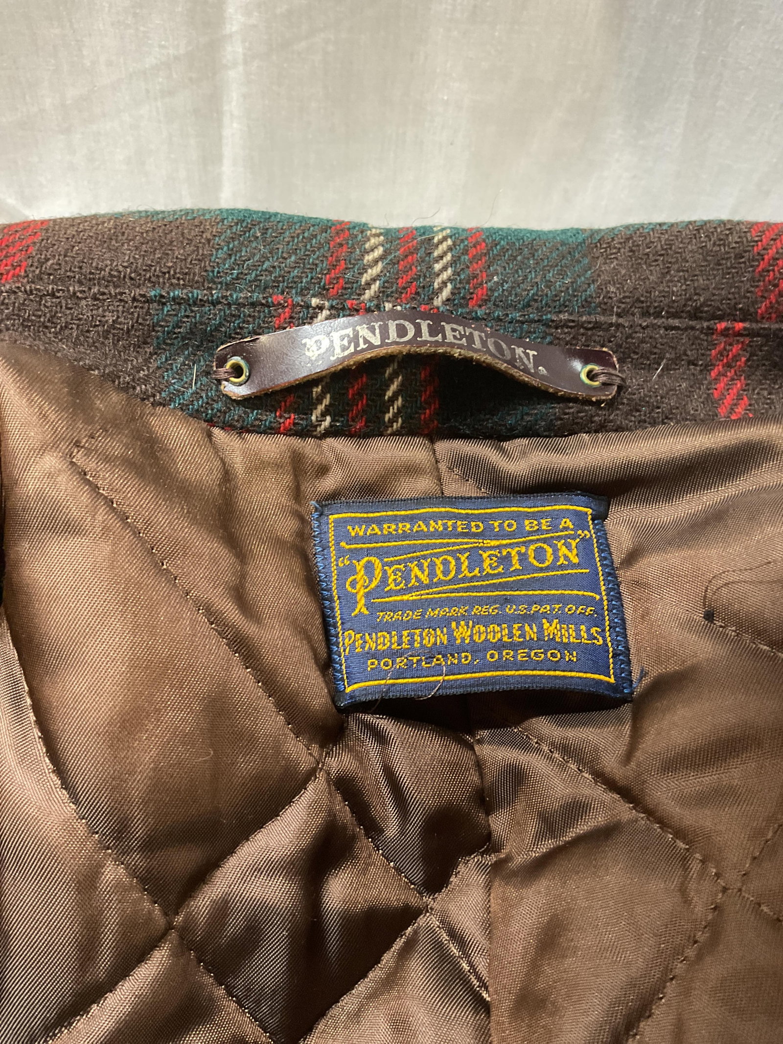 Vntg PENDLETON wool plaid jacket, USA - 7
