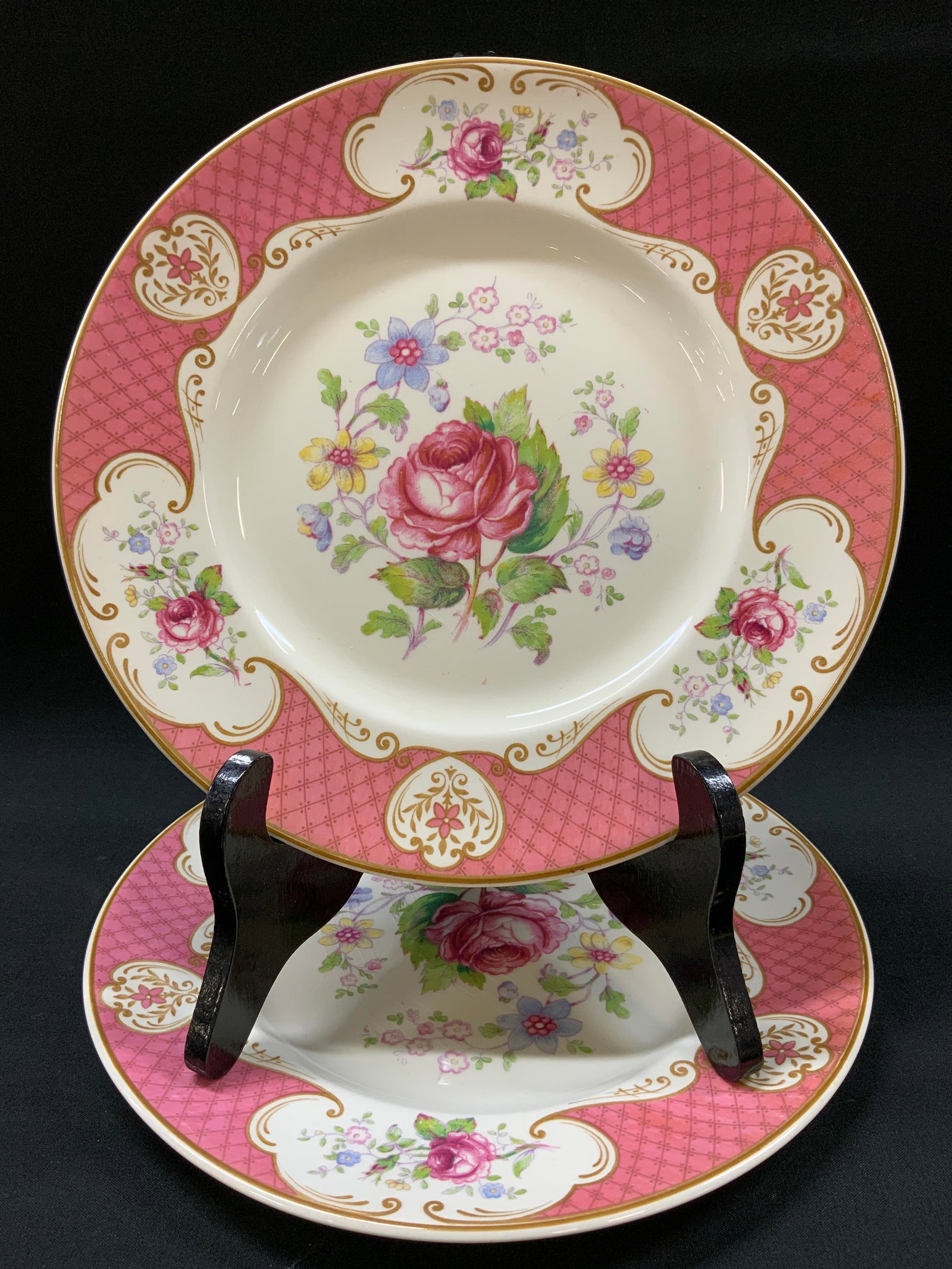 Lt2 Vtg Myott Staffordshire Rose China Plates (1 of 6)