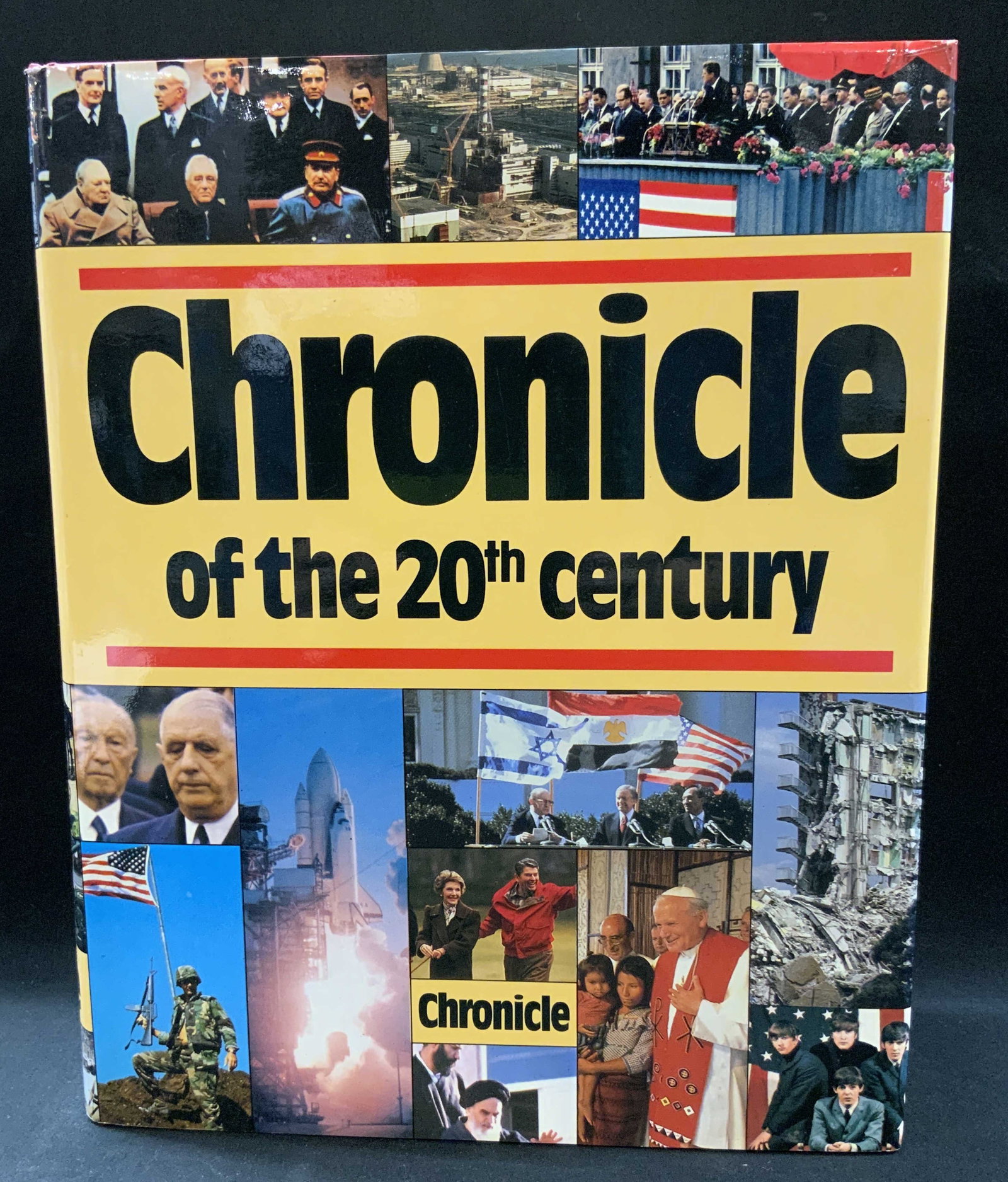 Vtg 1987 Chronicle of the 20th Century Illus. Bk: Vintage hard cover copy of Chronicle of the 20th century edited by Clifton Daniel. First edition. Published by Chronicle Publications in Mount Kisco, New York. Illustrated 1,357 pages historical refer