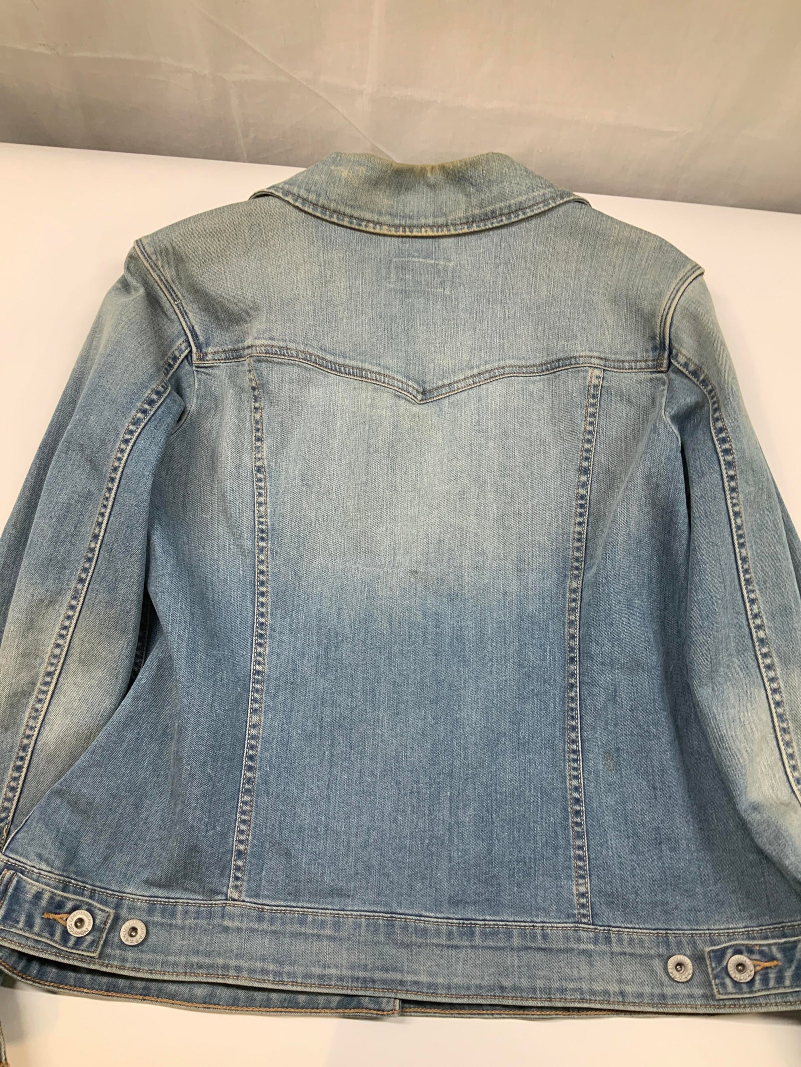 Vntg Levis denim jacket - 2