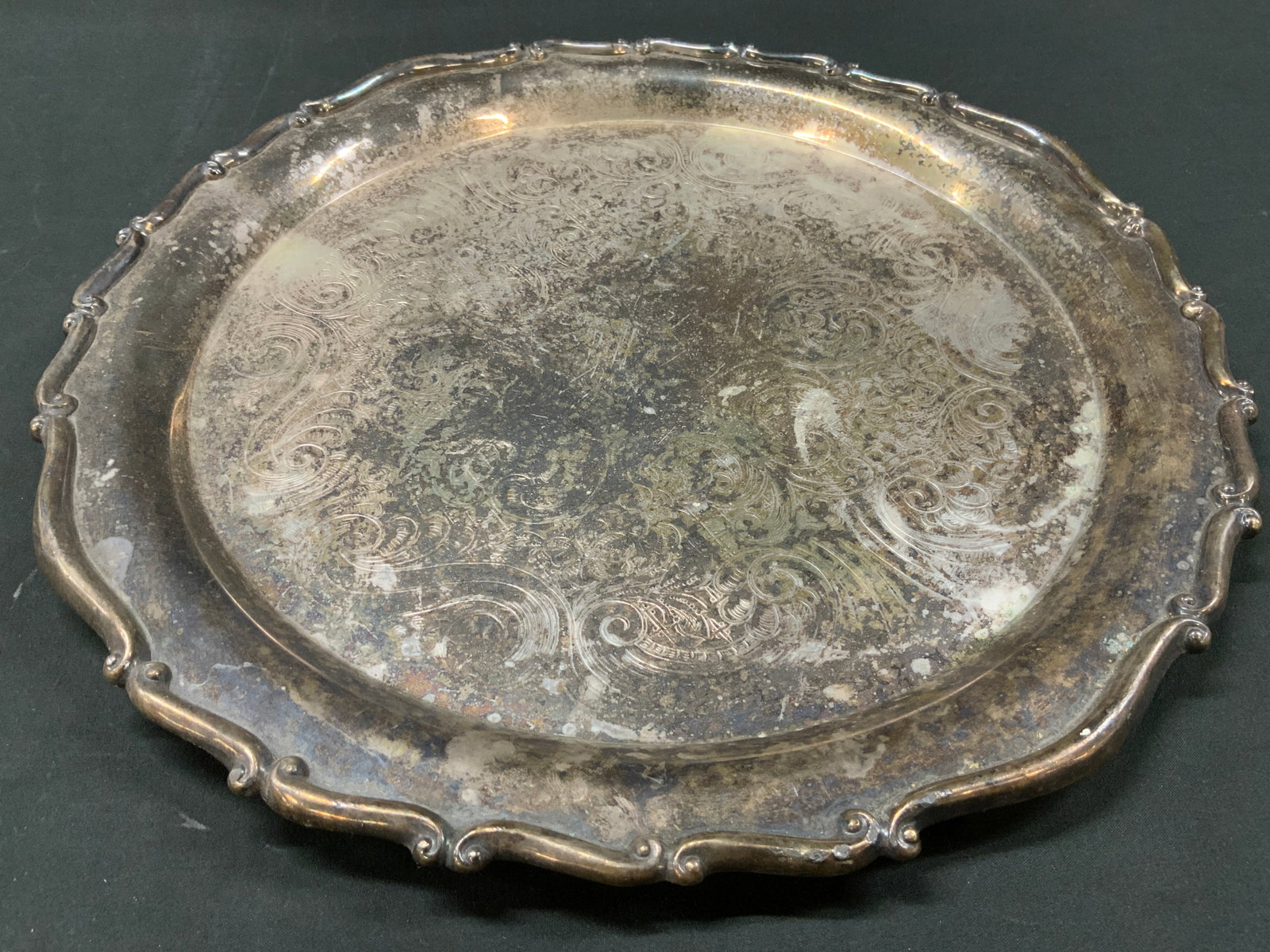 Vtg FB Rogers Silverplate Engraved Round Tray (1 of 6)