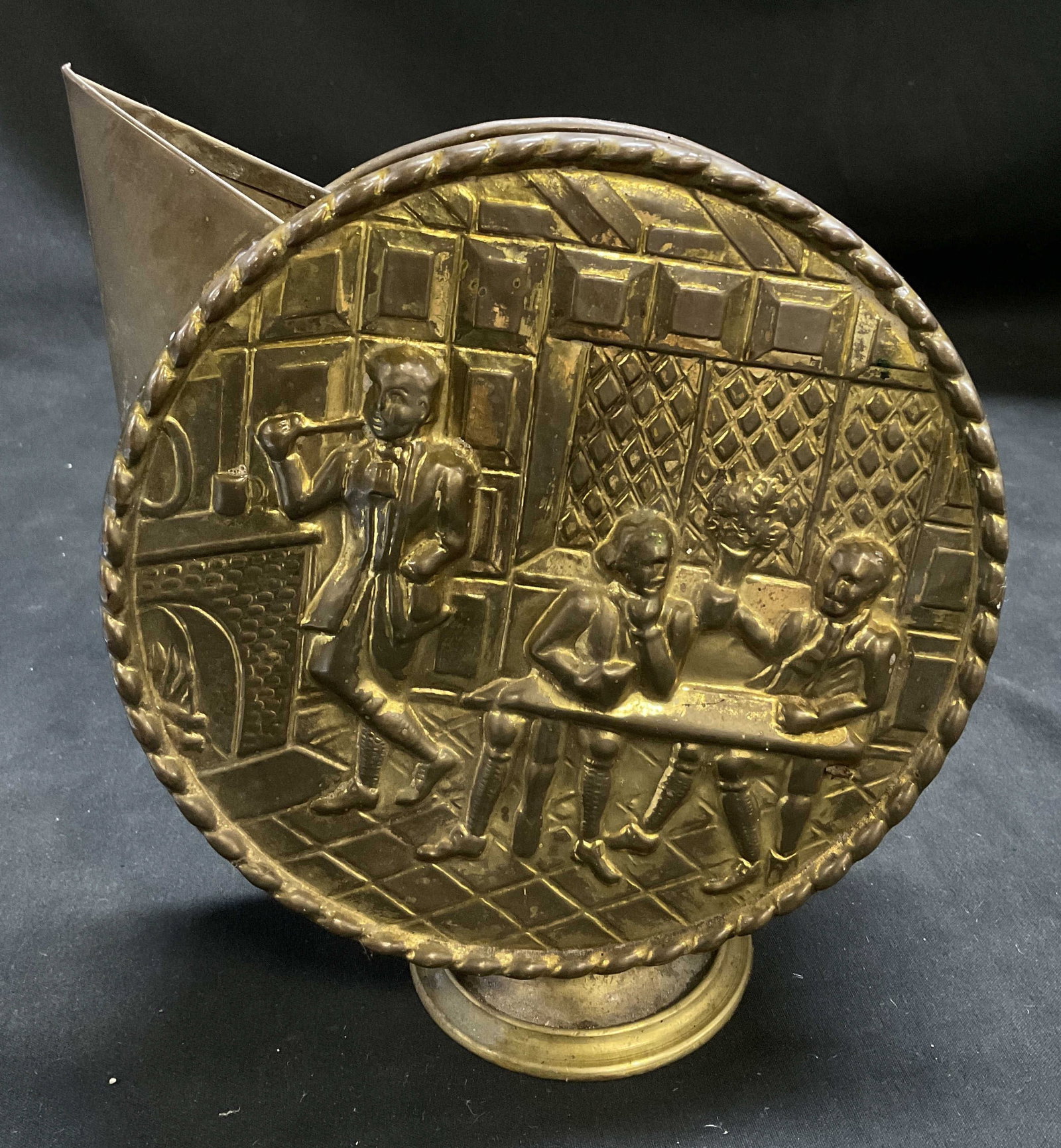 VTG Brass Repousse Fireplace Wall Pocket (1 of 6)
