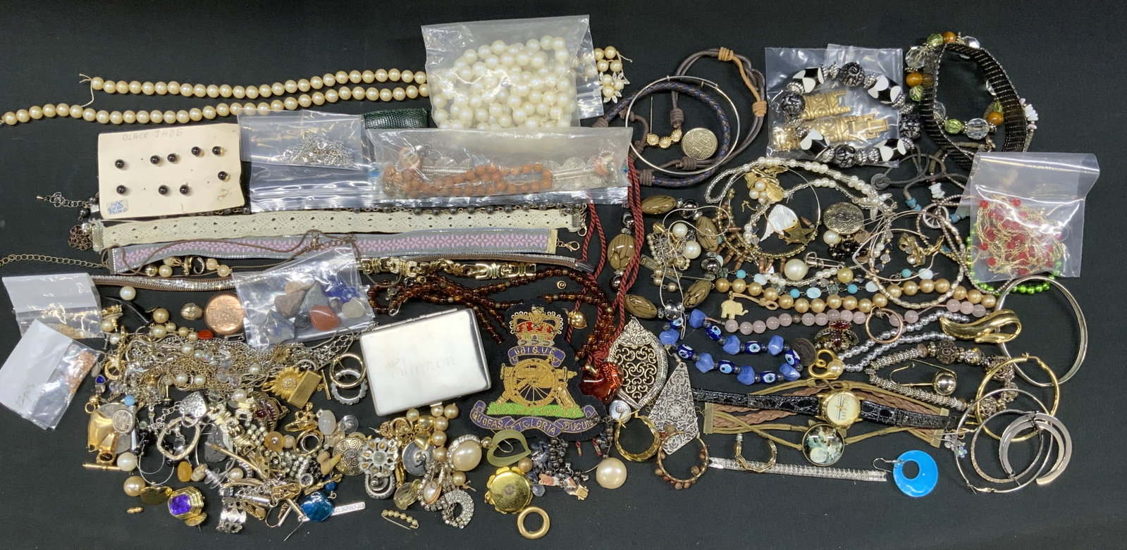 GrpLt VTG 50+ Jewelry + Jewelry Makers Lot (1 of 13)